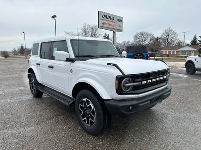 2026 Ford Bronco Outer Banks®