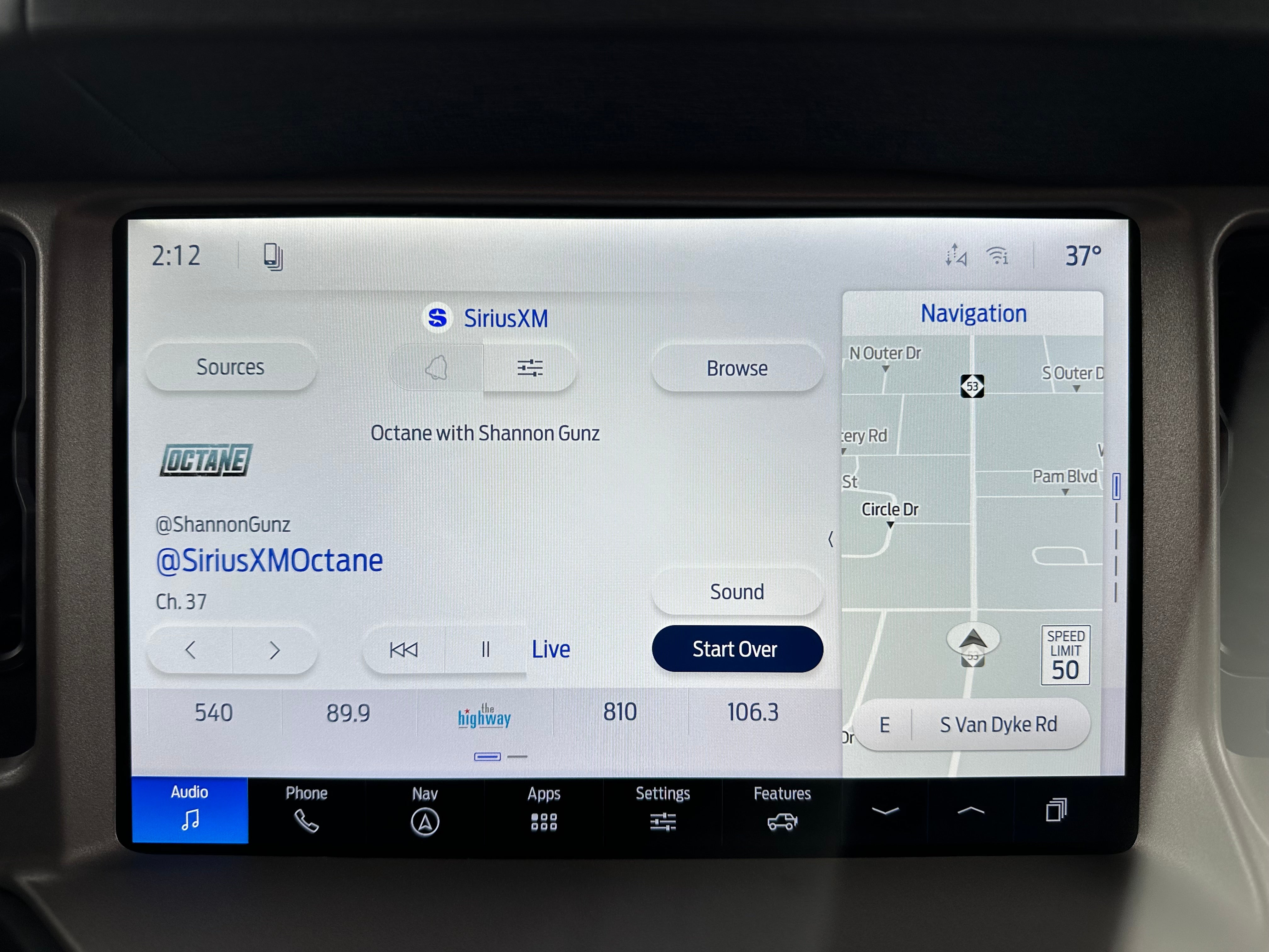 2026 Ford Bronco Outer Banks®