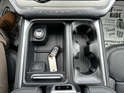 2026 Ford Expedition Platinum®