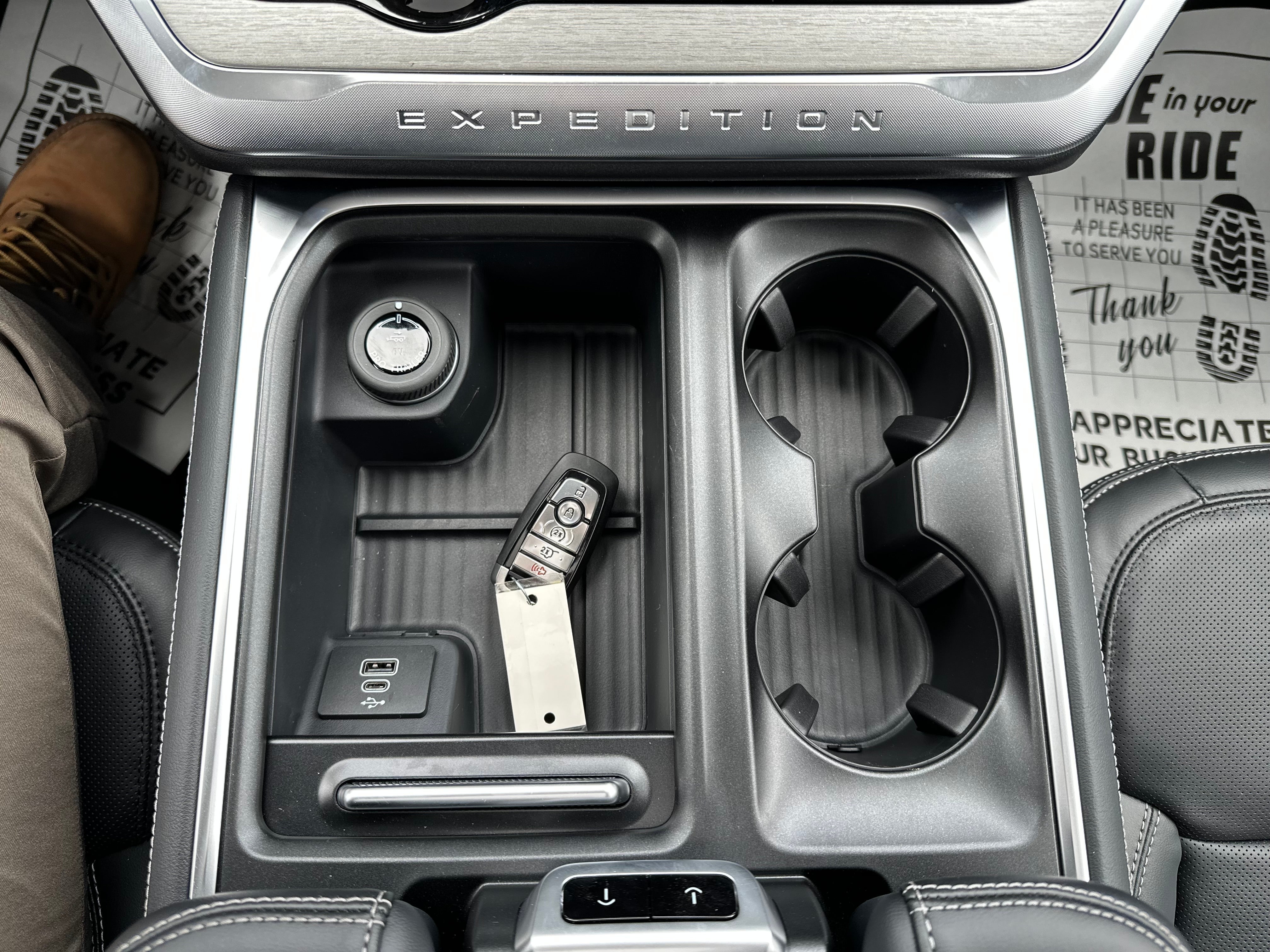 2026 Ford Expedition Platinum®