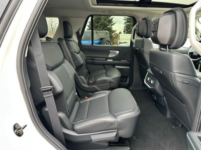 2026 Ford Expedition Platinum®