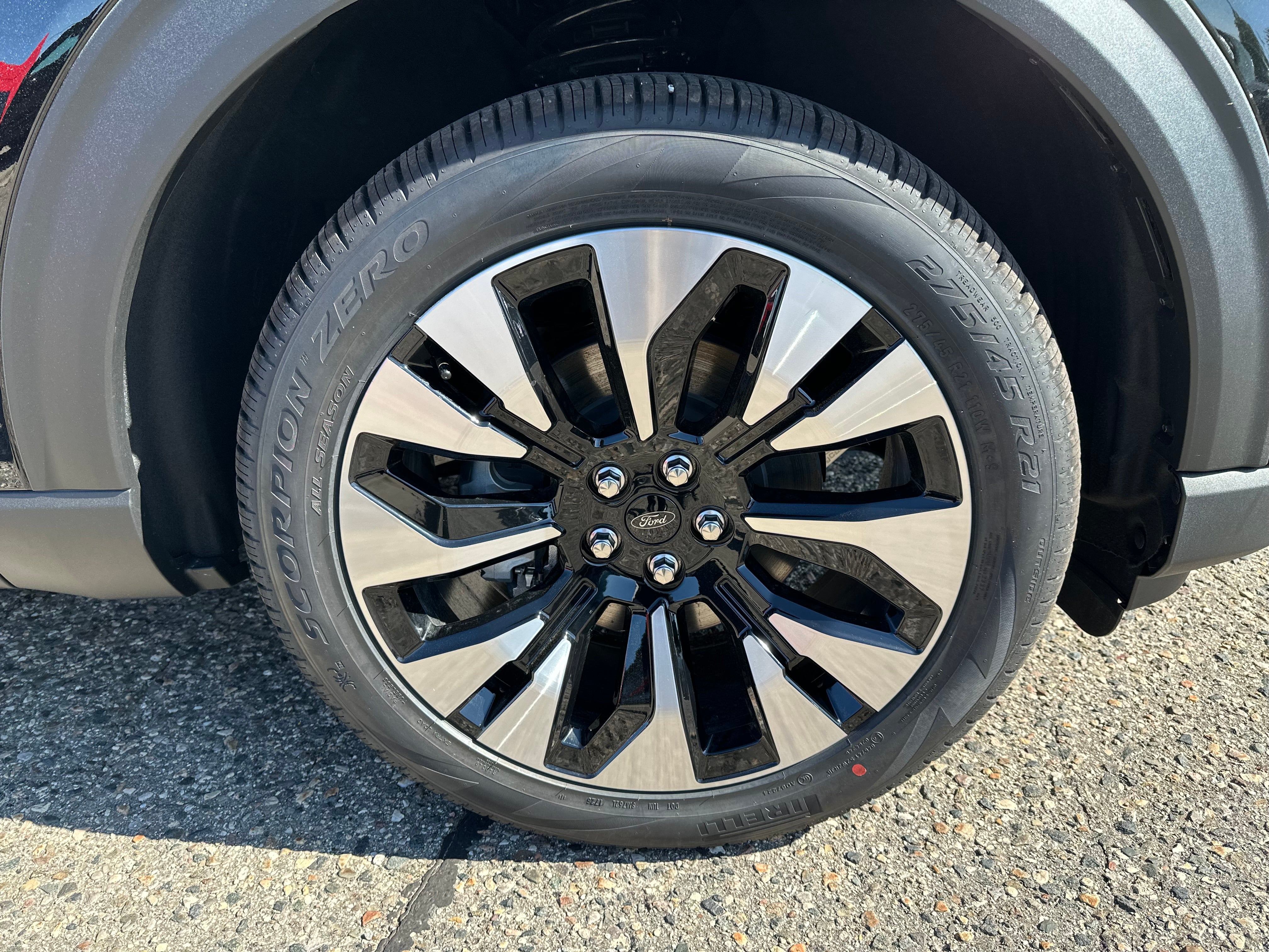 2026 Ford Explorer Platinum™