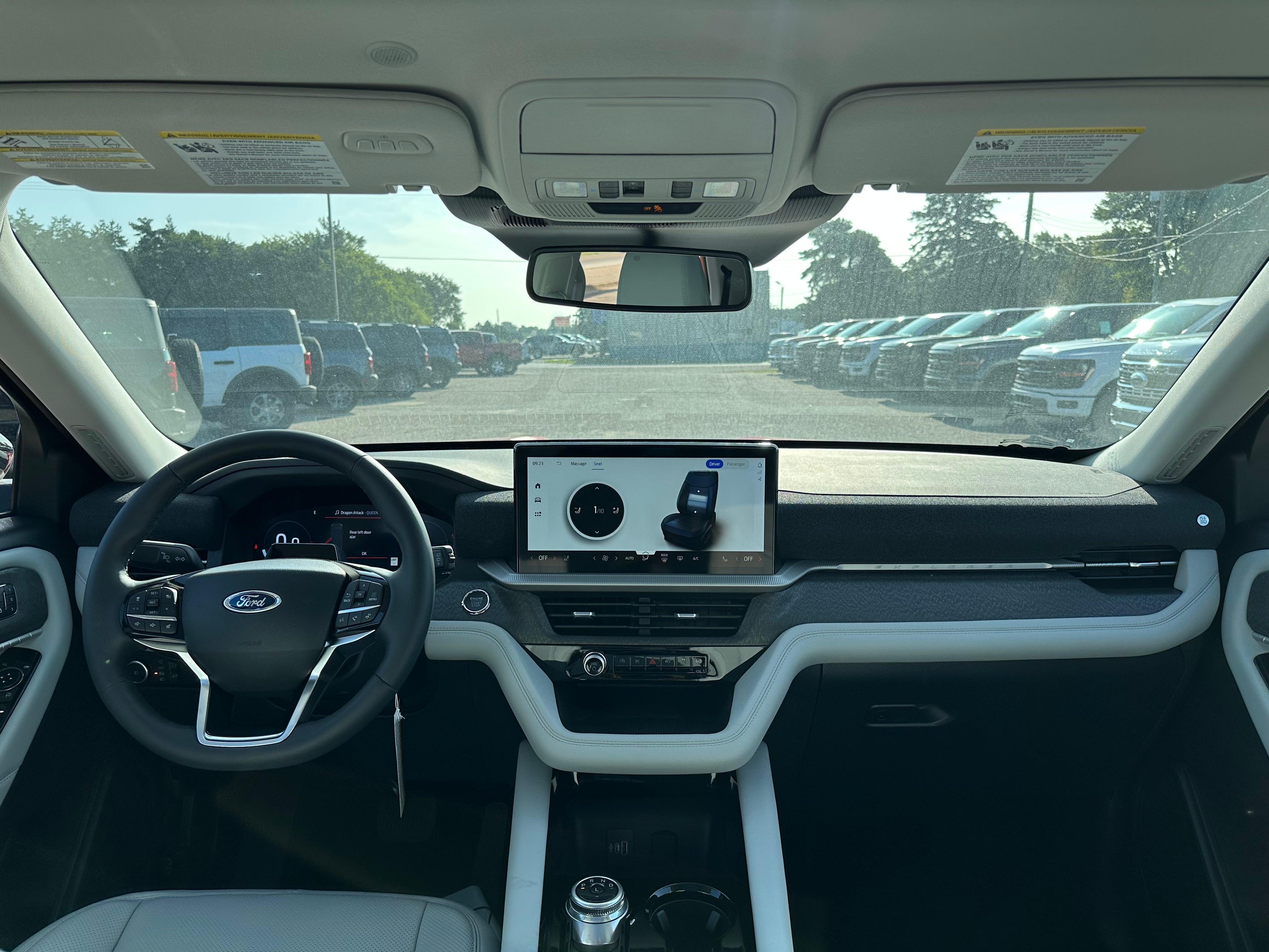 2026 Ford Explorer Platinum™