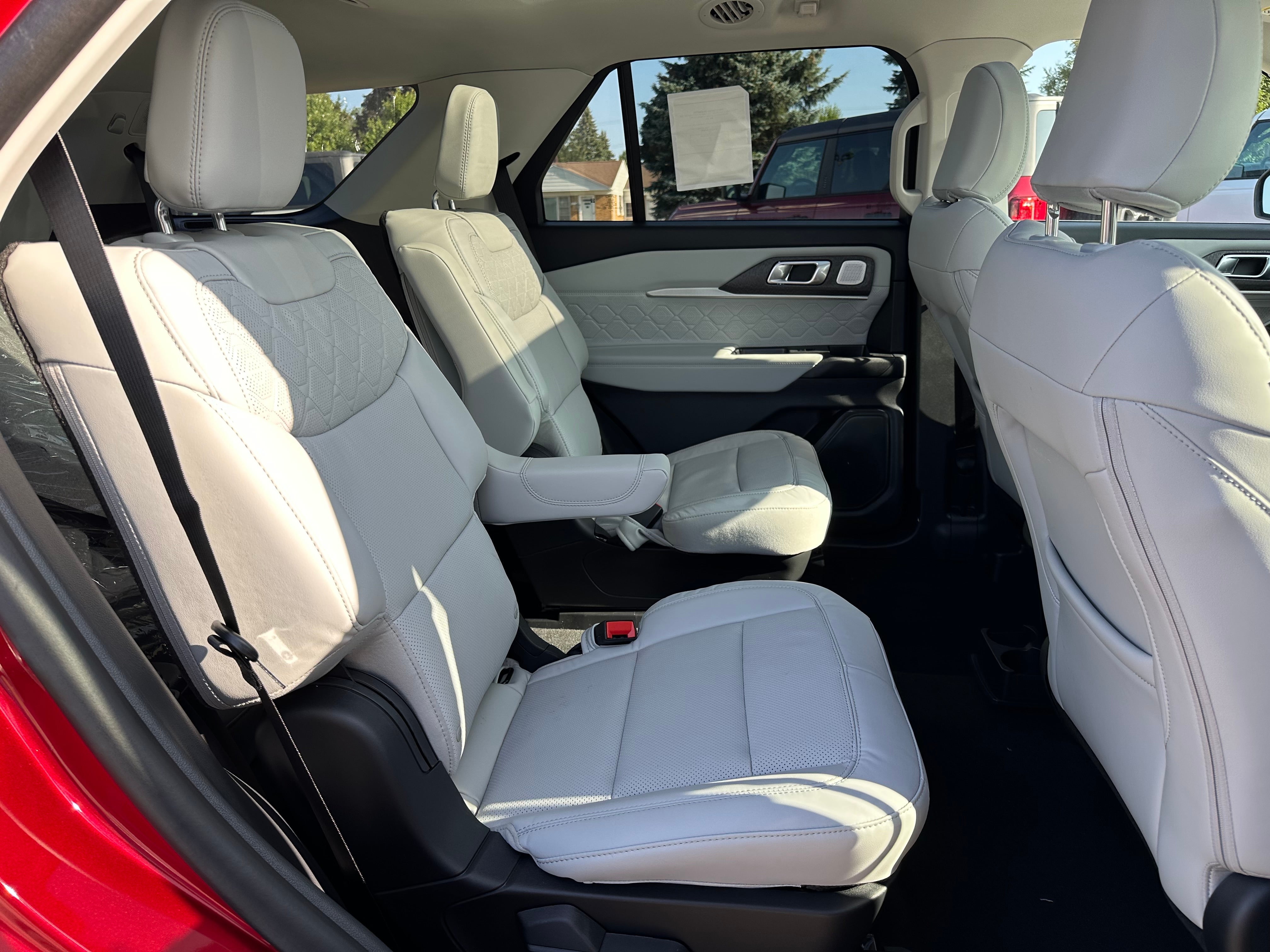 2026 Ford Explorer Platinum™