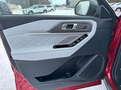 2026 Ford Explorer Platinum™