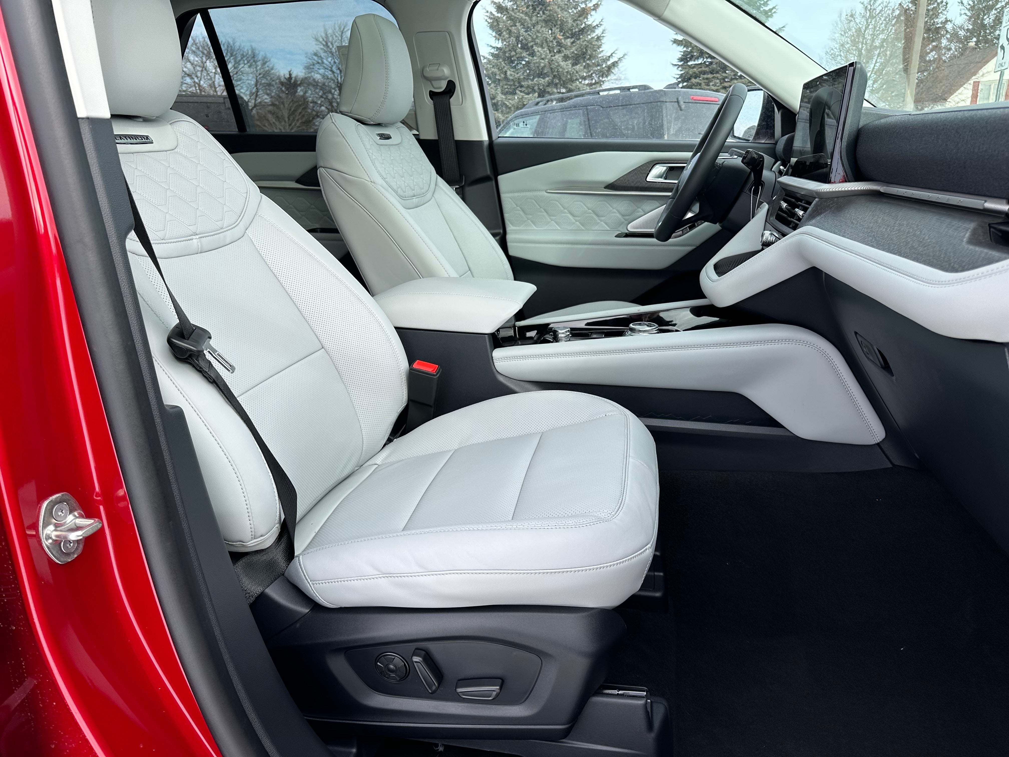 2026 Ford Explorer Platinum™