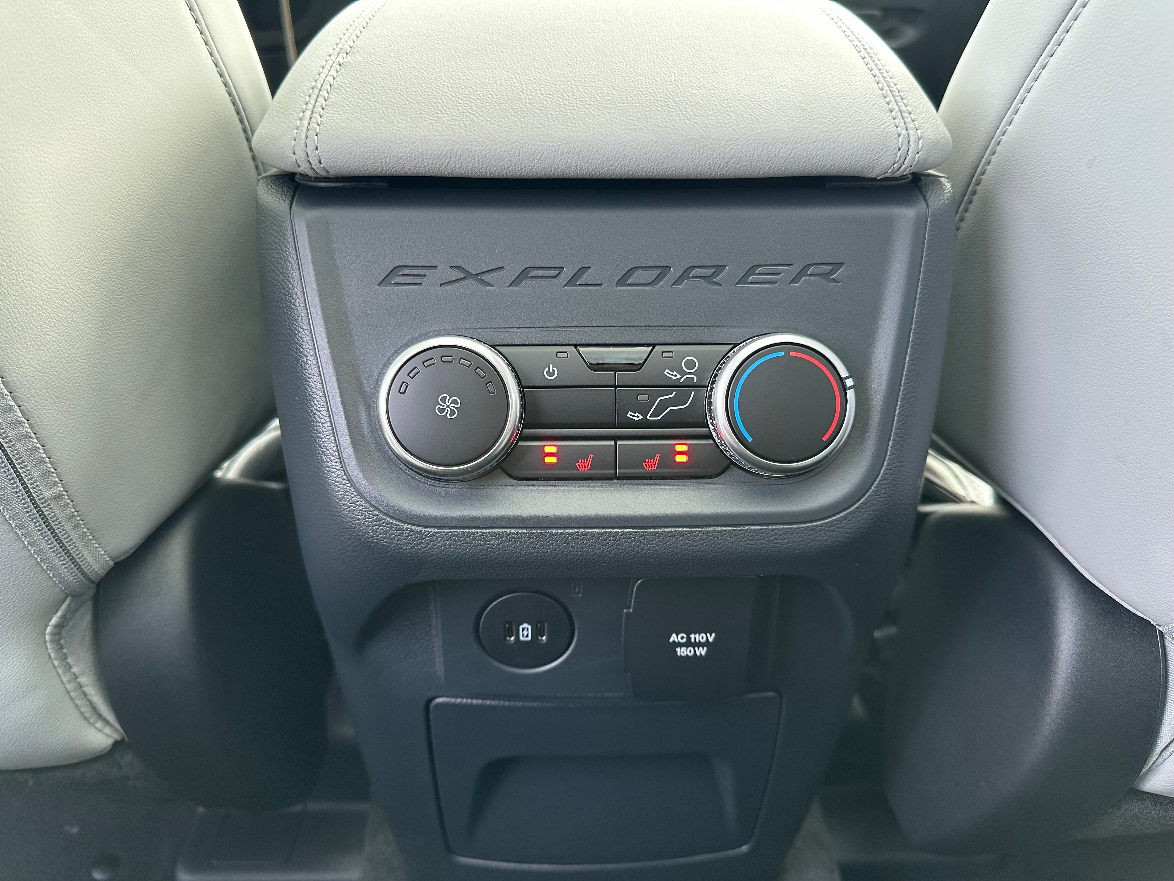 2026 Ford Explorer Platinum™