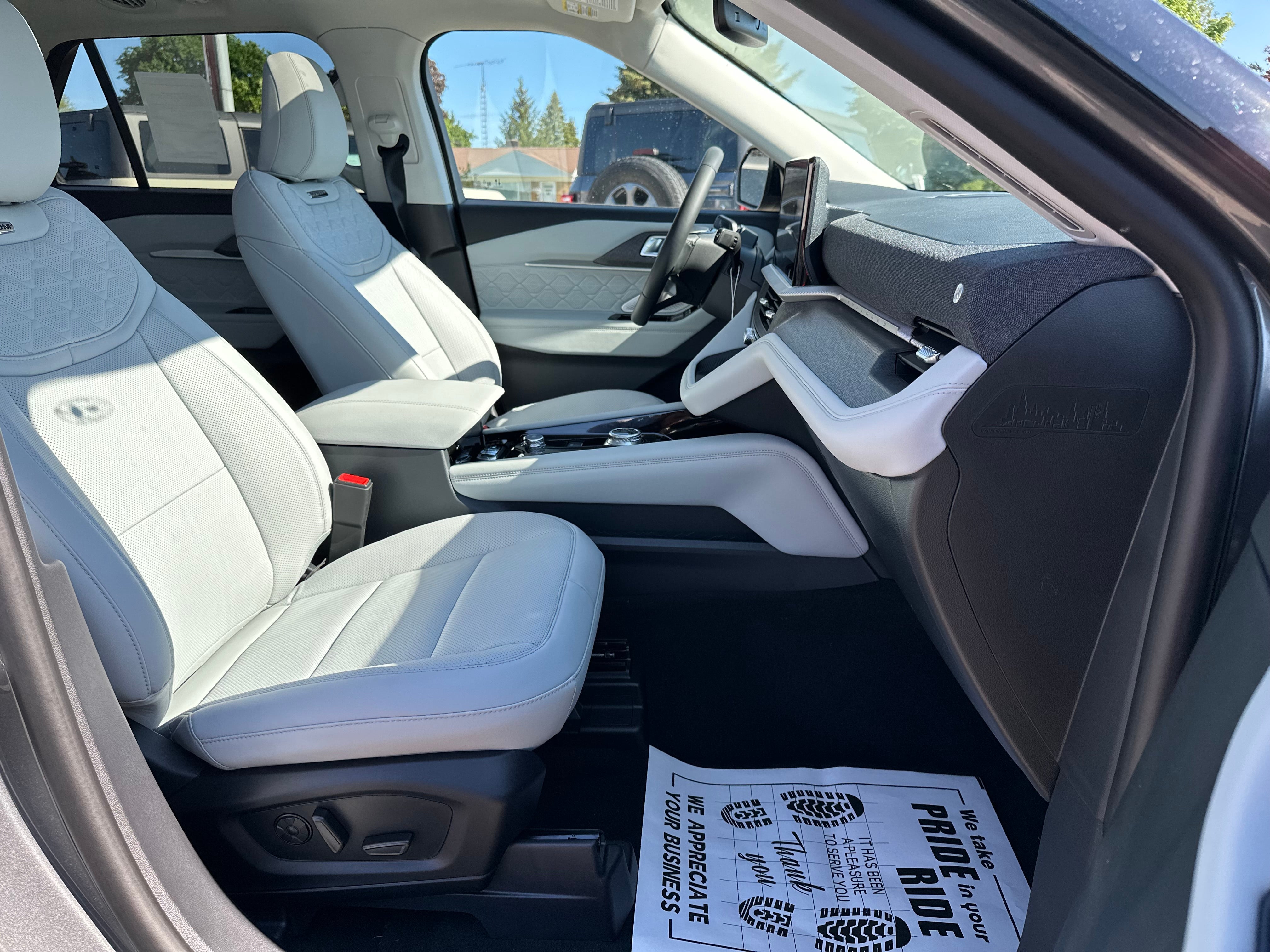 2026 Ford Explorer Platinum™