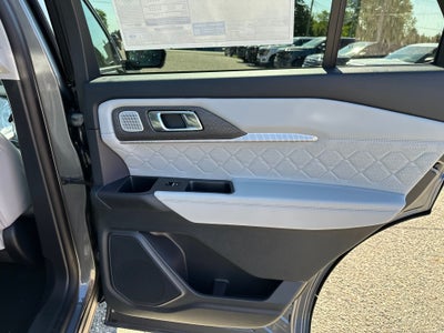 2026 Ford Explorer Platinum™