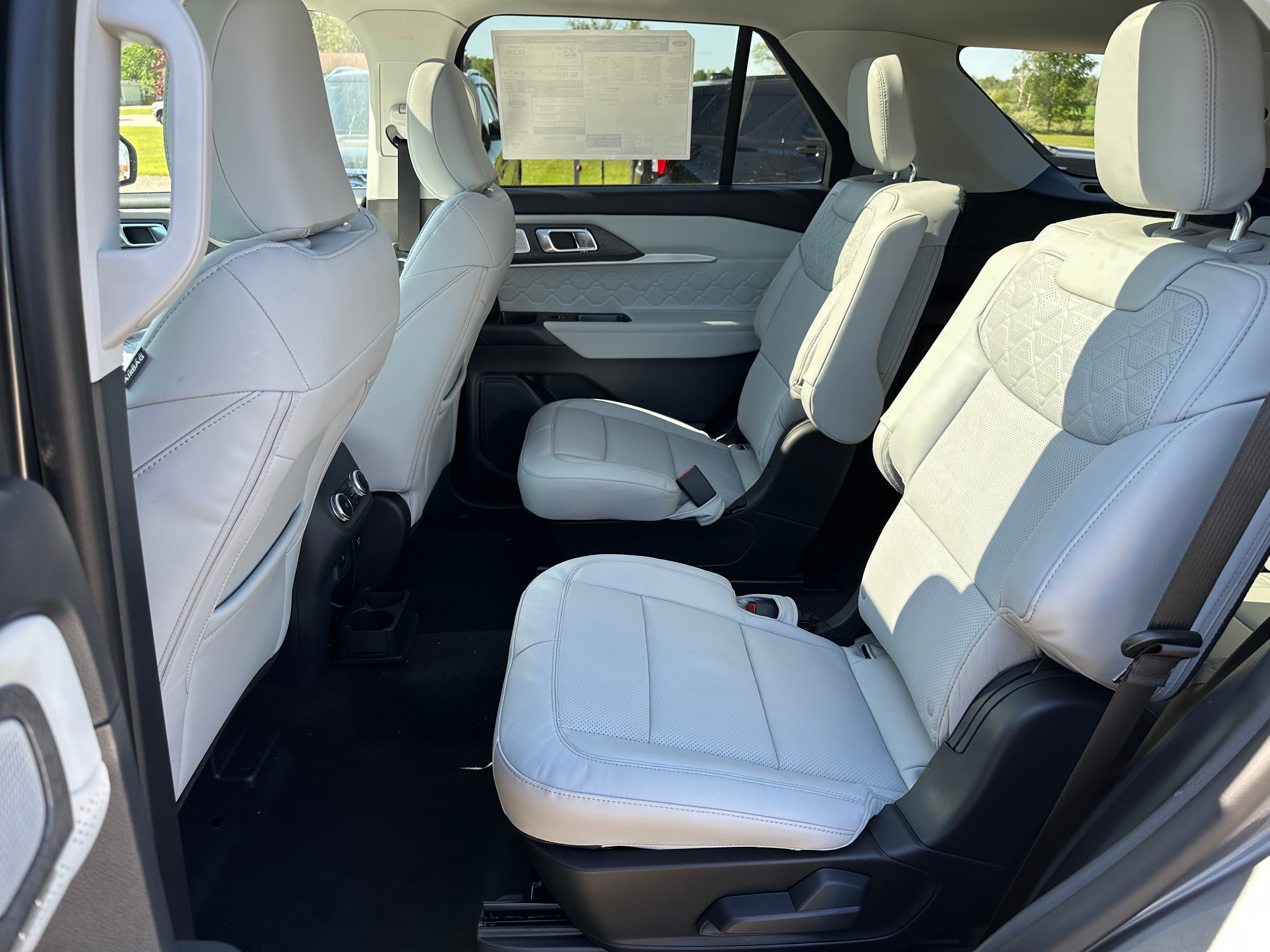 2026 Ford Explorer Platinum™