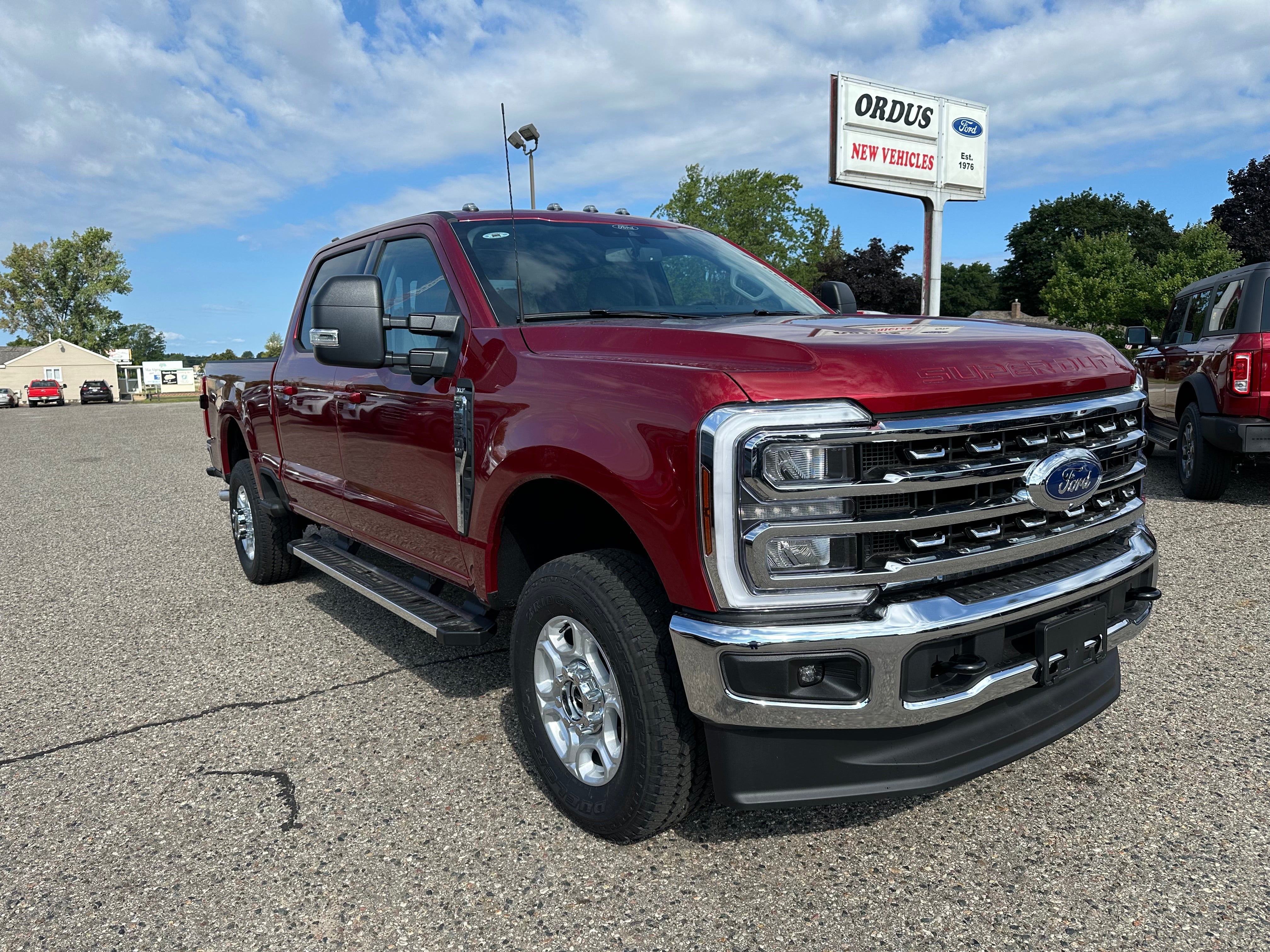 2026 Ford Super Duty F-350® XLT