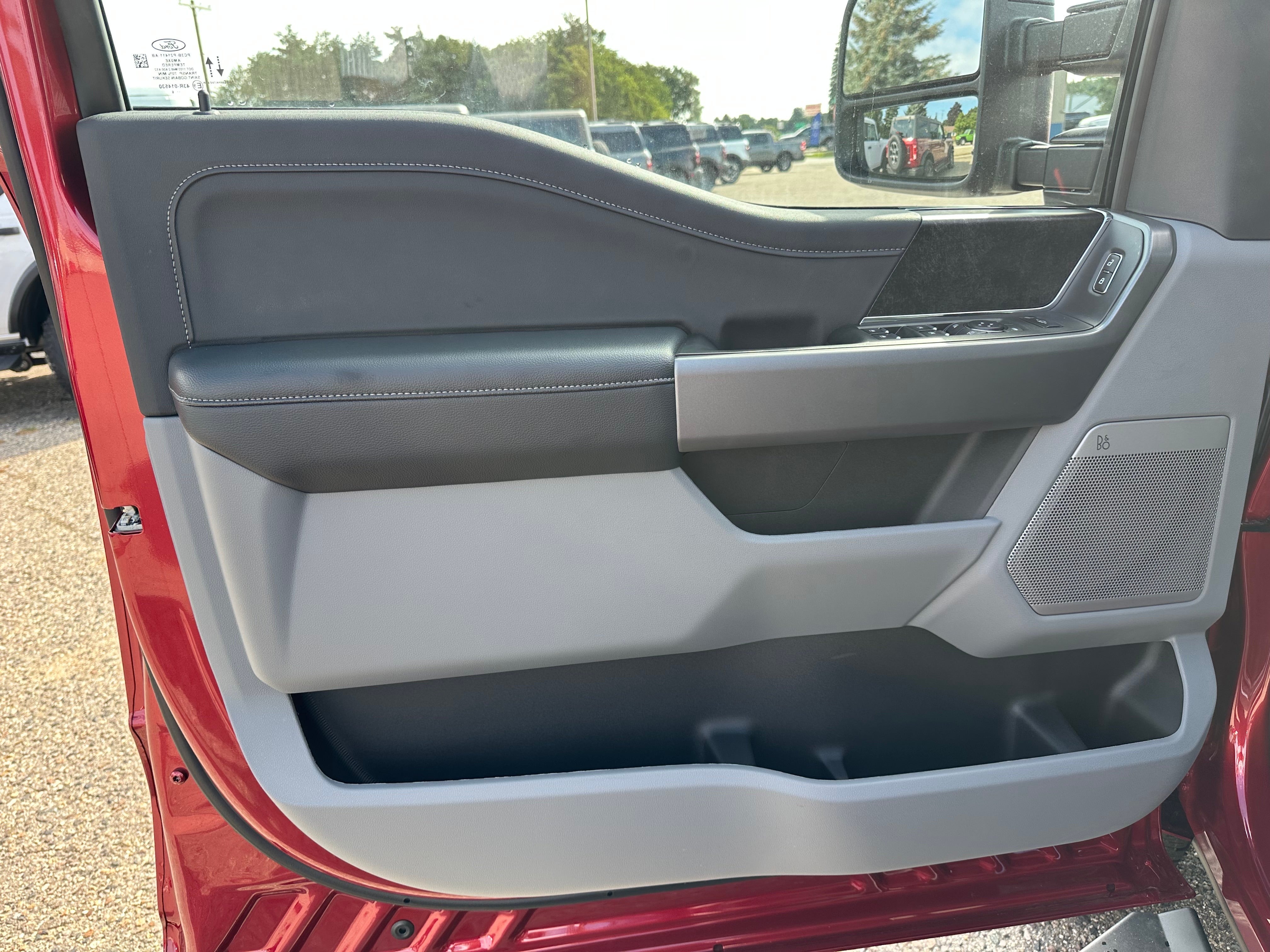 2026 Ford Super Duty F-350® XLT