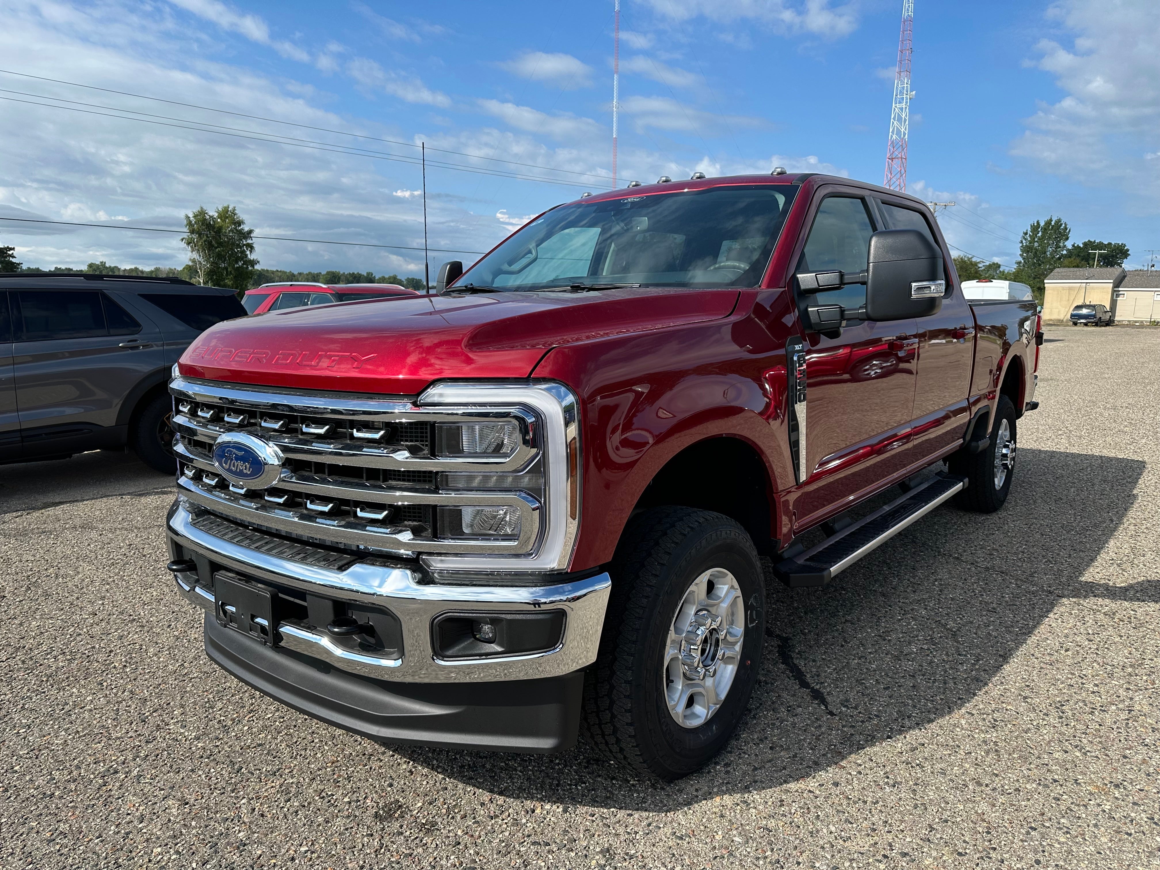 2026 Ford Super Duty F-350® XLT