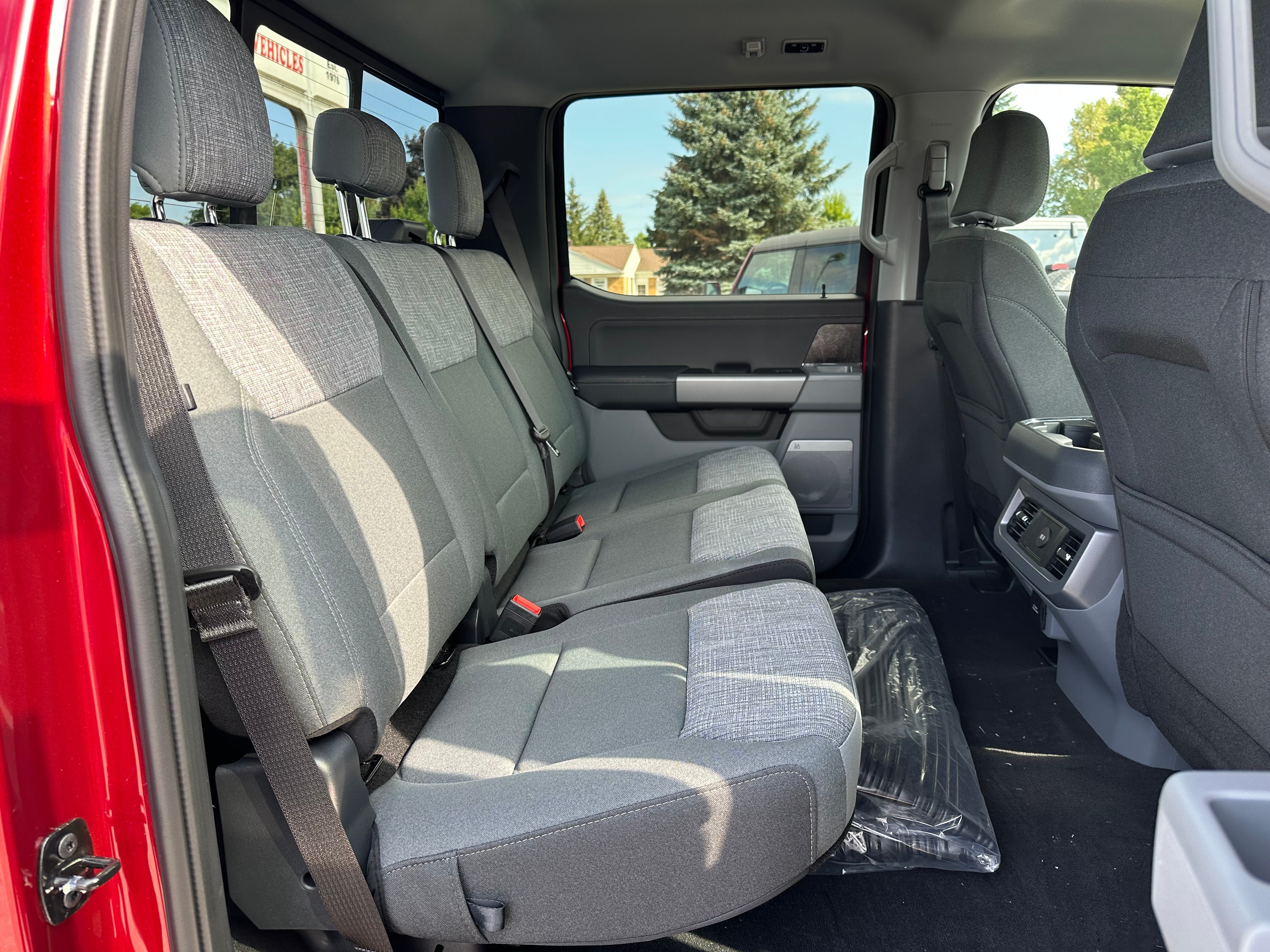 2026 Ford Super Duty F-350® XLT