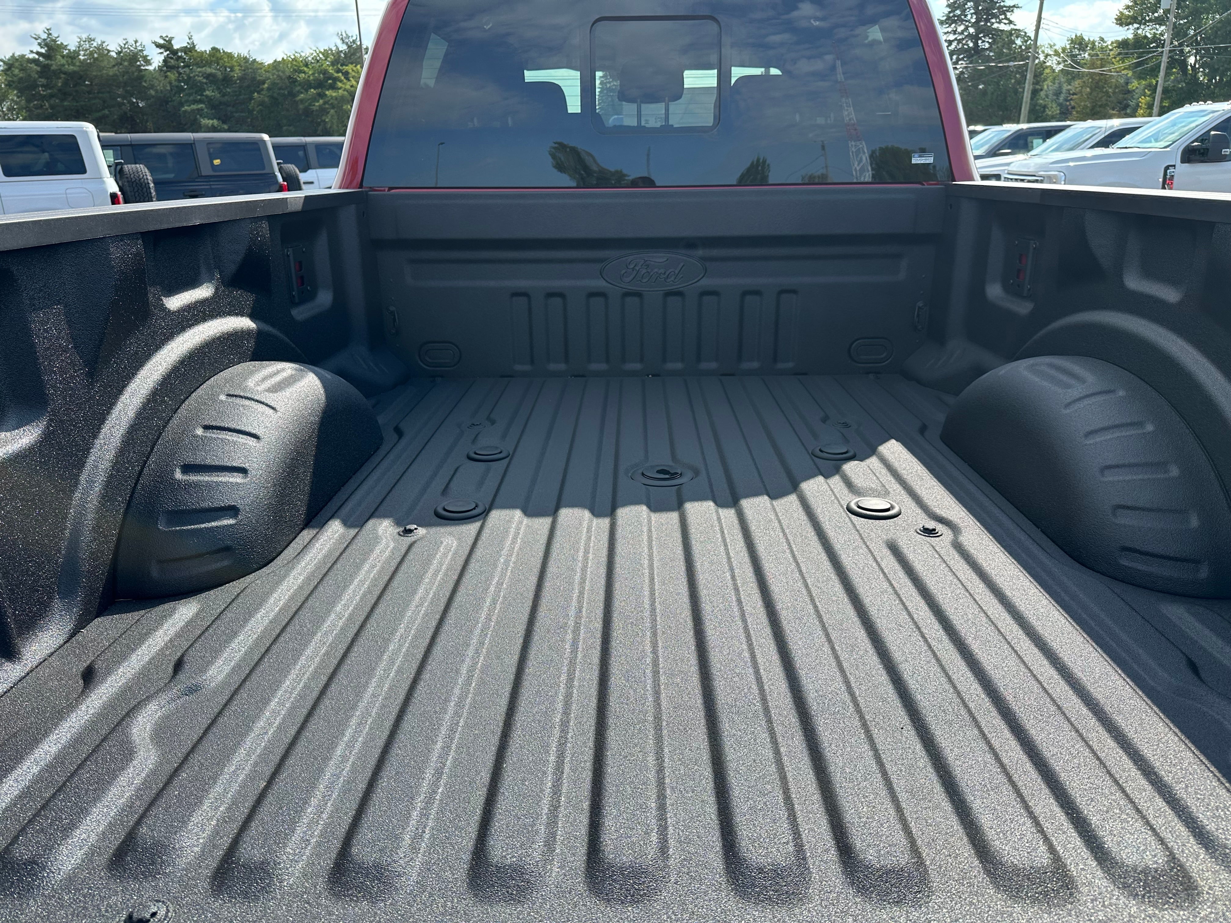 2026 Ford Super Duty F-350® XLT