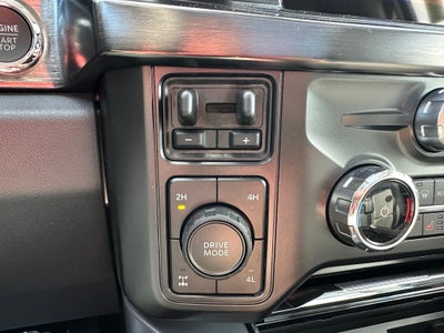 2026 Ford Super Duty F-350® Lariat®