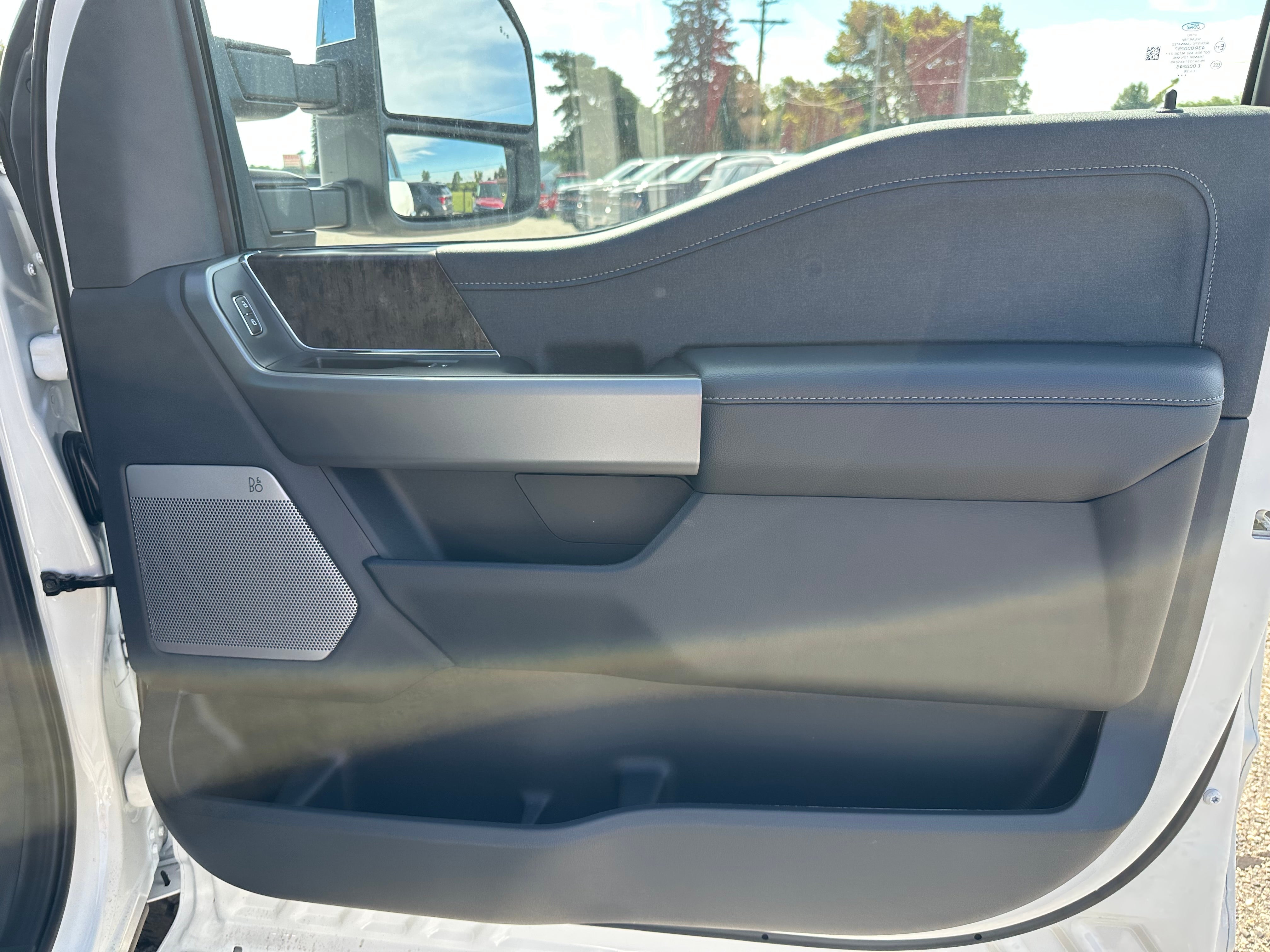 2026 Ford Super Duty F-350® Lariat®