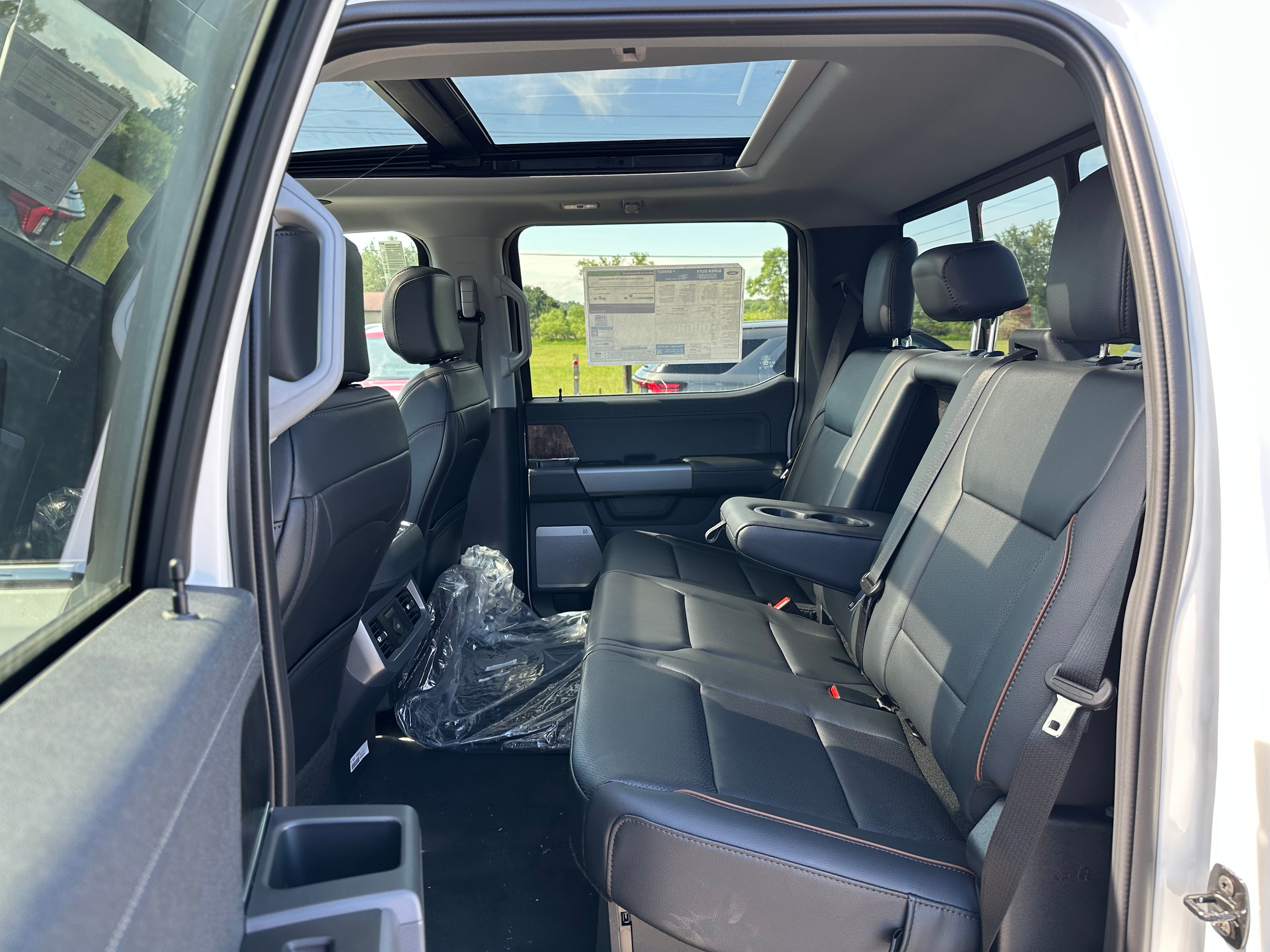 2026 Ford Super Duty F-350® Lariat®