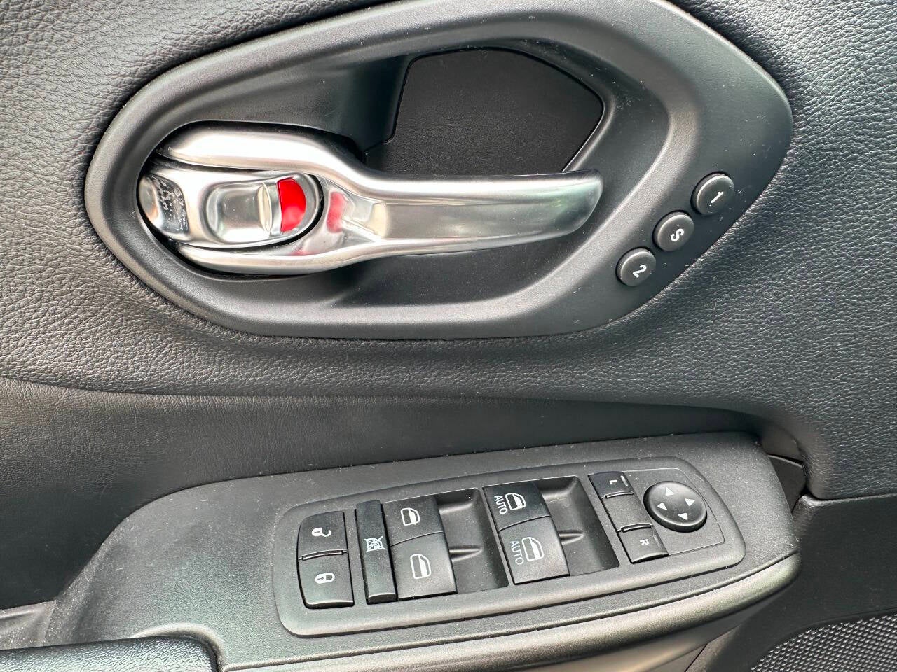 2019 Jeep Cherokee Trailhawk Elite 4x4 4dr SUV