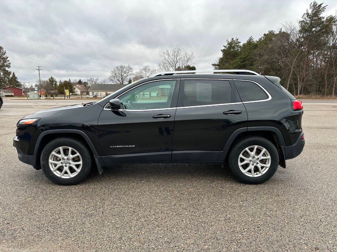 2016 Jeep Cherokee Latitude 4x4 4dr SUV