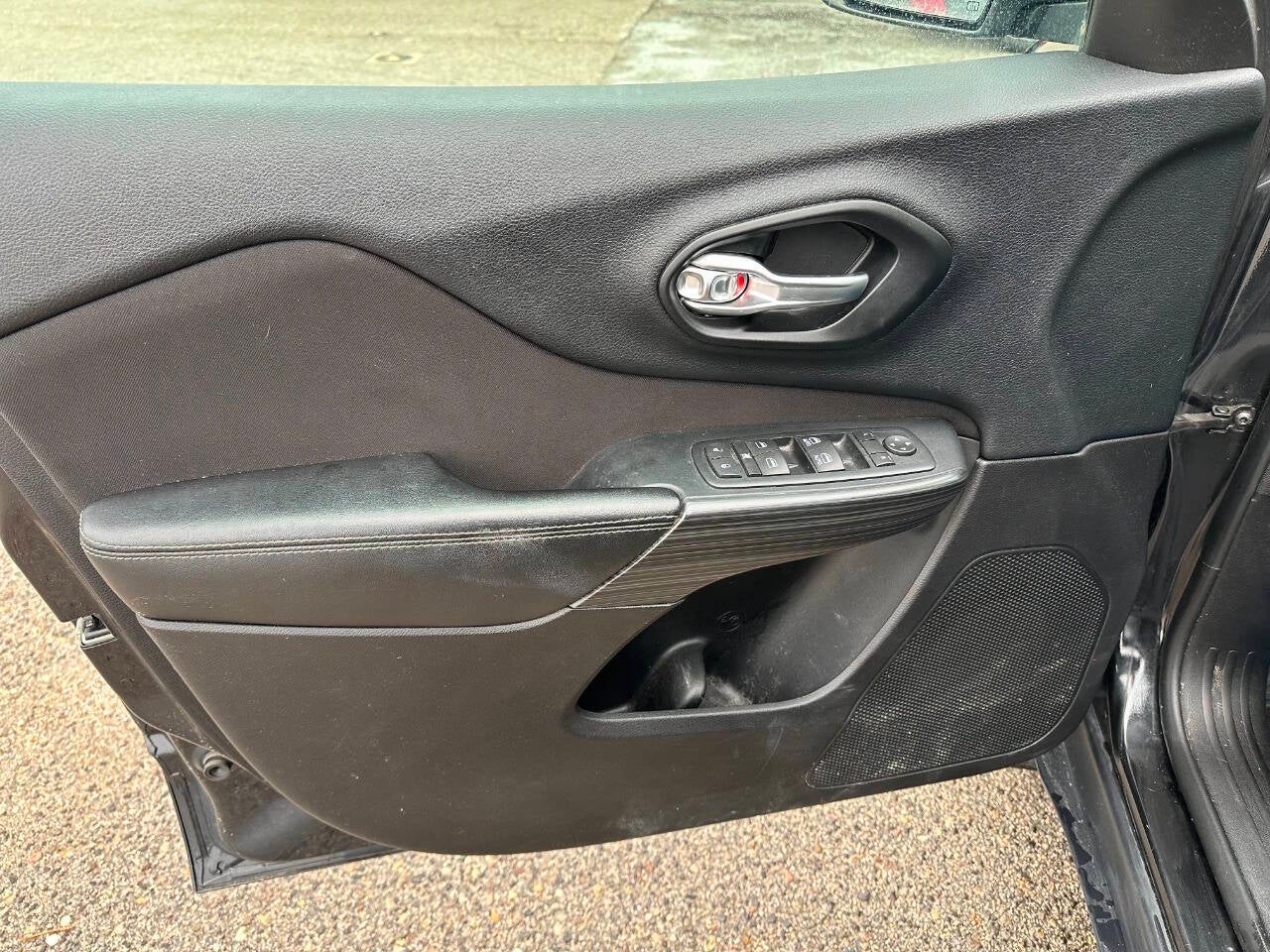 2016 Jeep Cherokee Latitude 4x4 4dr SUV