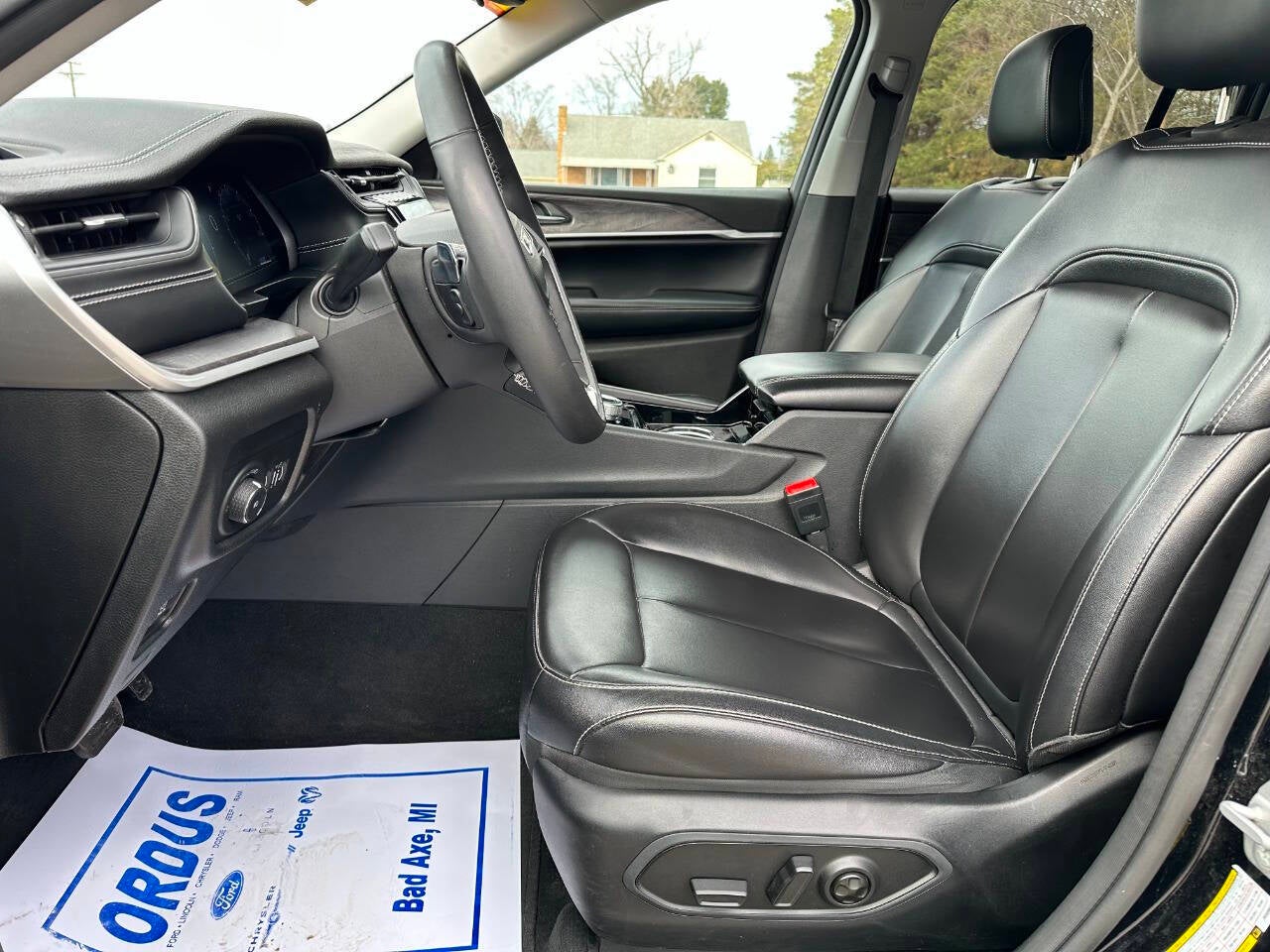 2023 Jeep Grand Cherokee Limited 4x4 4dr SUV