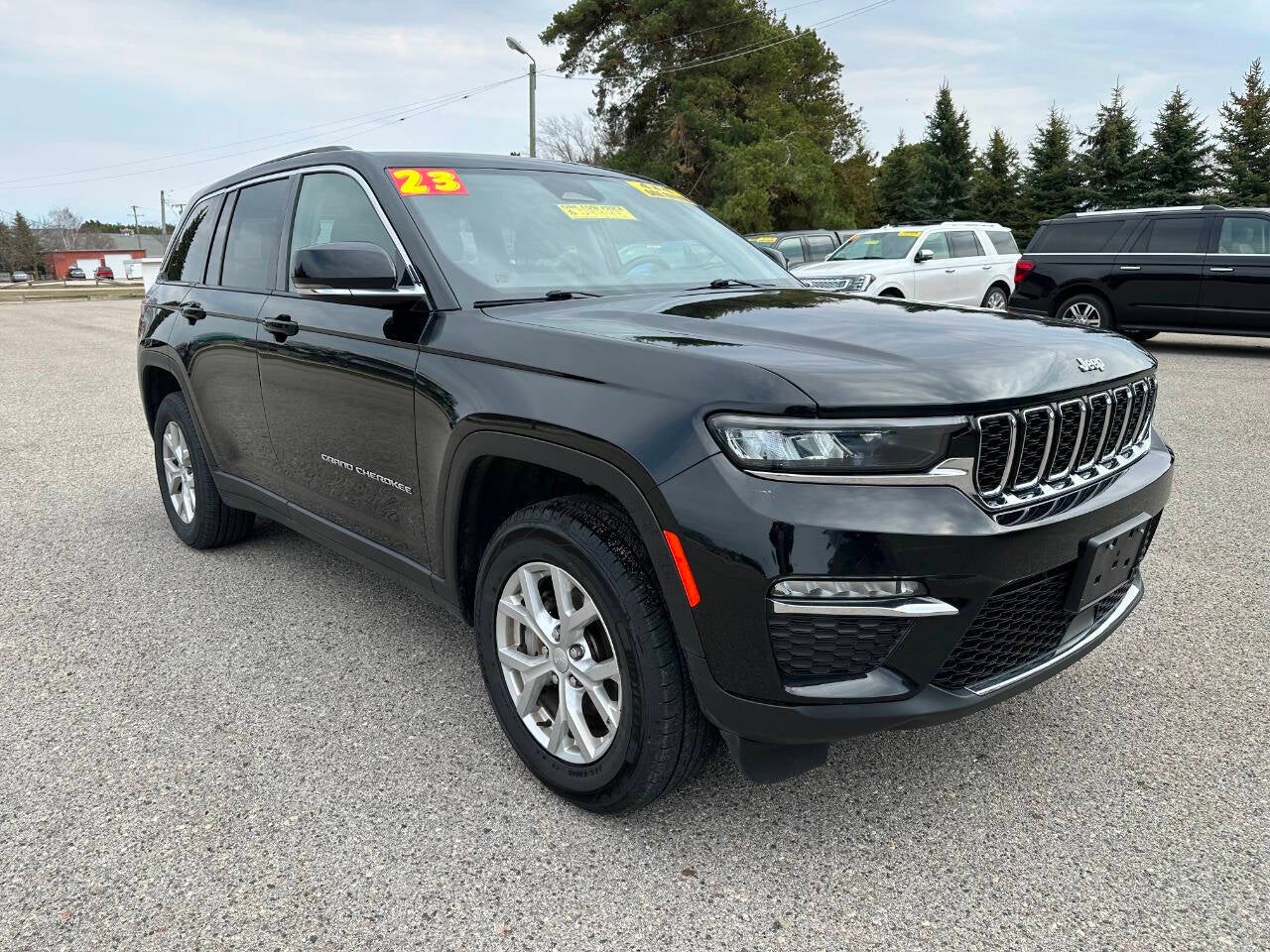 2023 Jeep Grand Cherokee Limited 4x4 4dr SUV