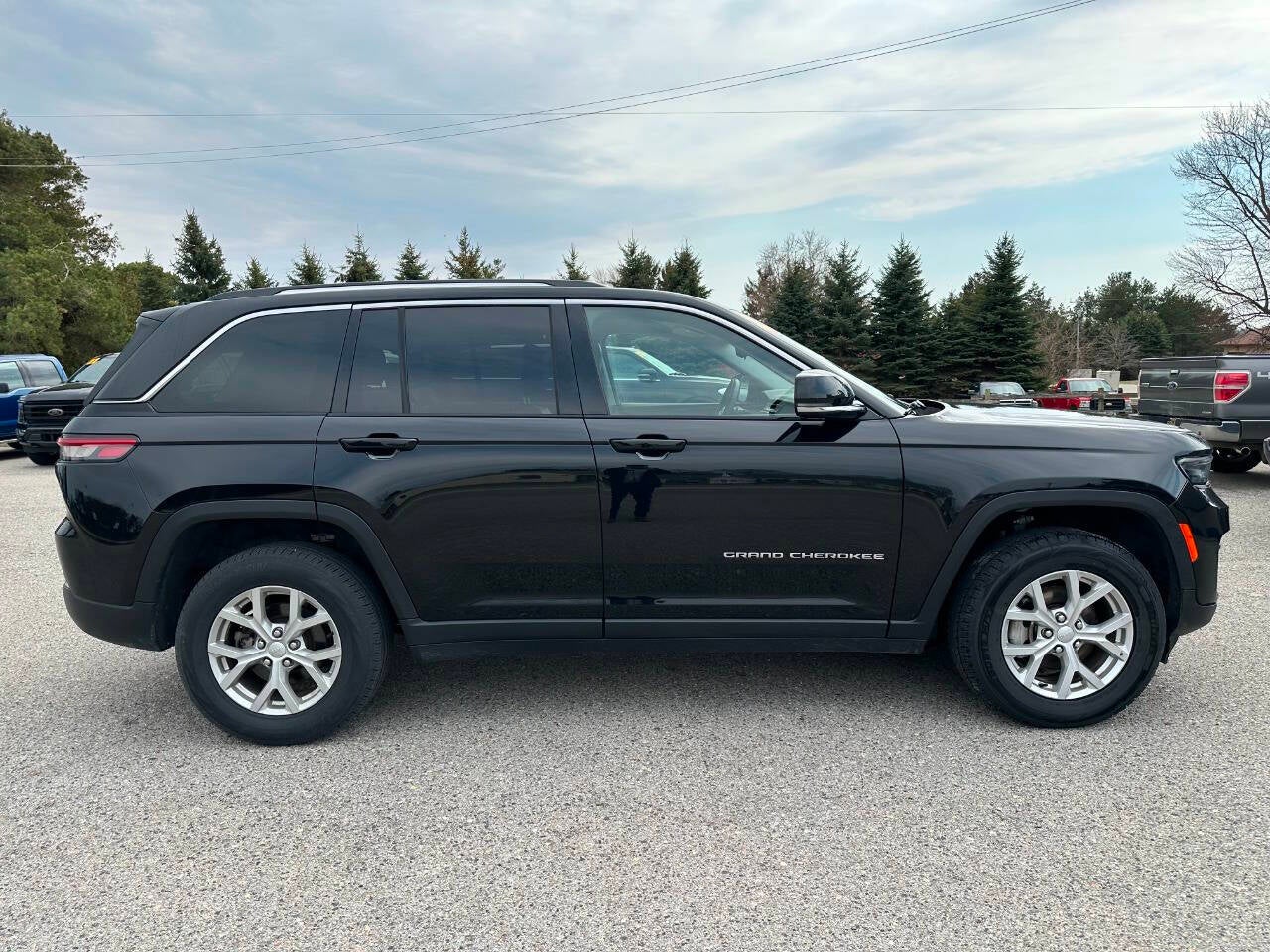 2023 Jeep Grand Cherokee Limited 4x4 4dr SUV