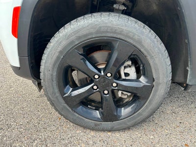2023 Jeep Grand Cherokee L Altitude 4x4 4dr SUV