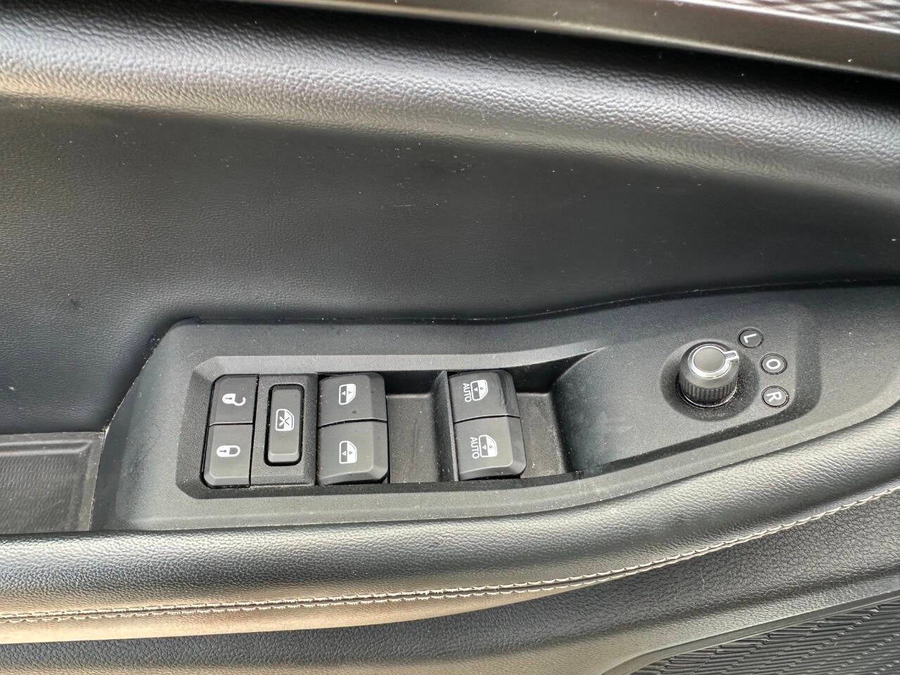 2023 Jeep Grand Cherokee L Altitude 4x4 4dr SUV