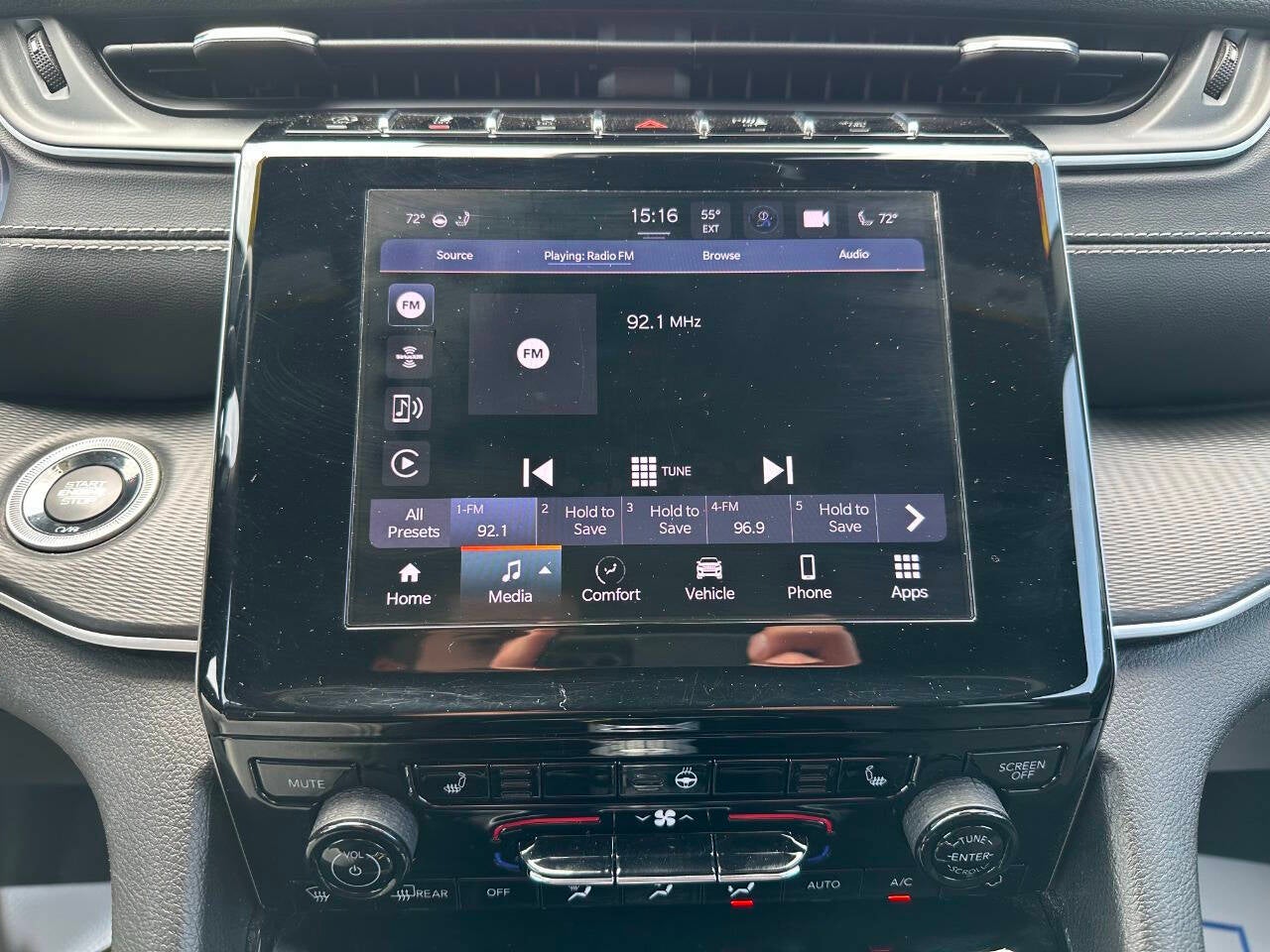 2023 Jeep Grand Cherokee L Altitude 4x4 4dr SUV