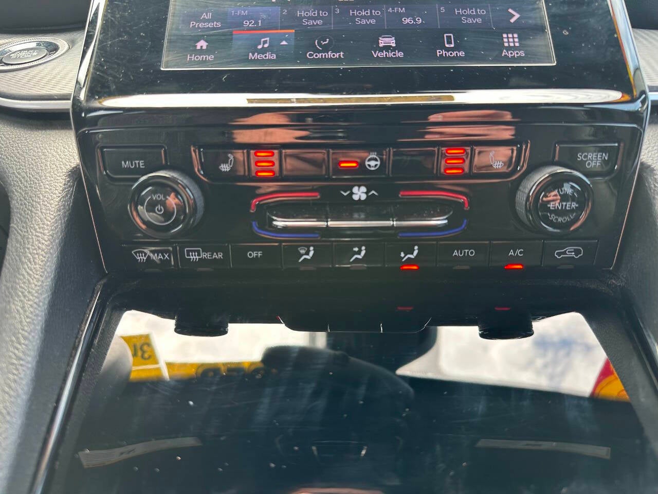 2023 Jeep Grand Cherokee L Altitude 4x4 4dr SUV