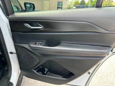 2023 Jeep Grand Cherokee L Altitude 4x4 4dr SUV