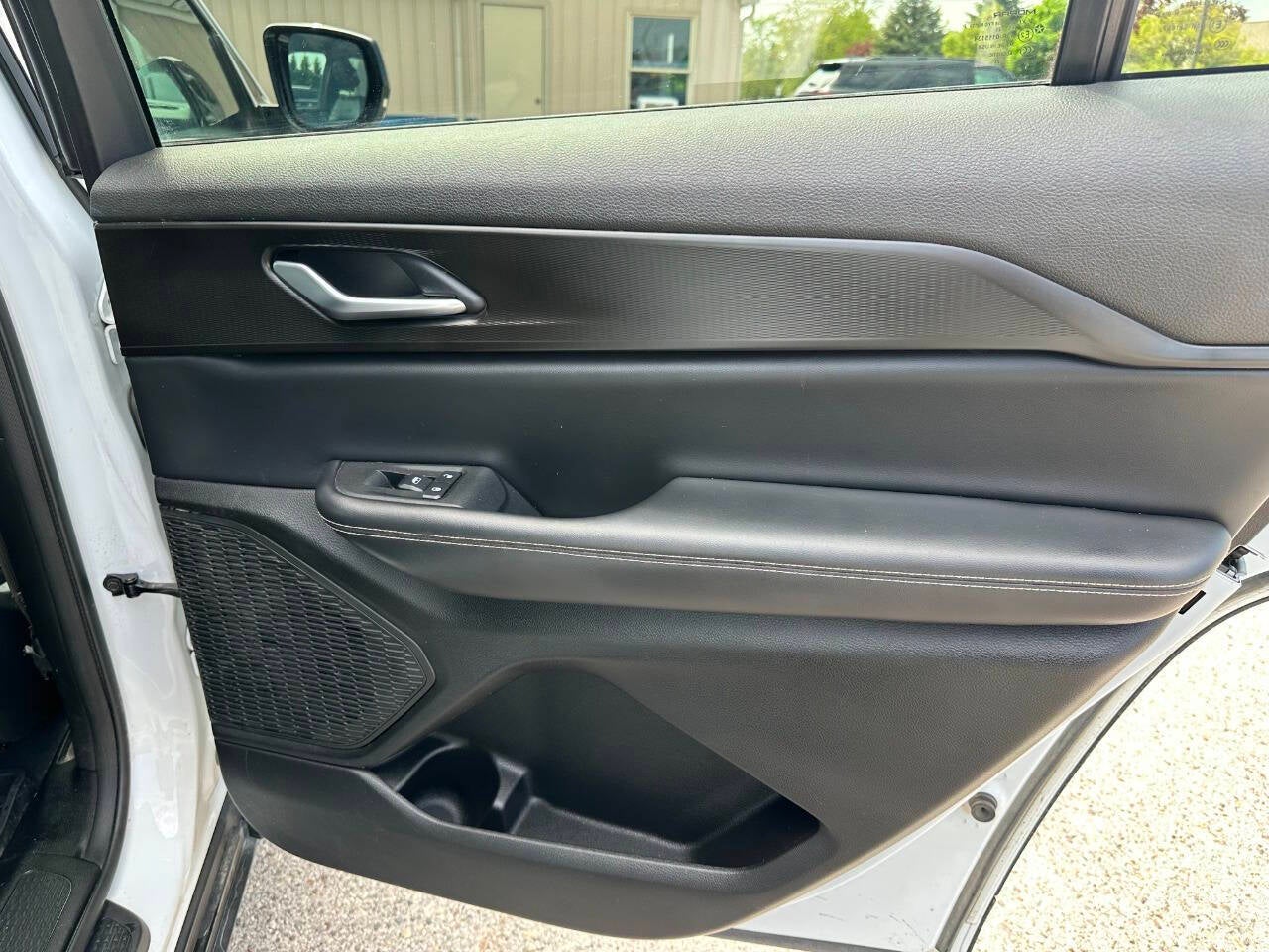 2023 Jeep Grand Cherokee L Altitude 4x4 4dr SUV