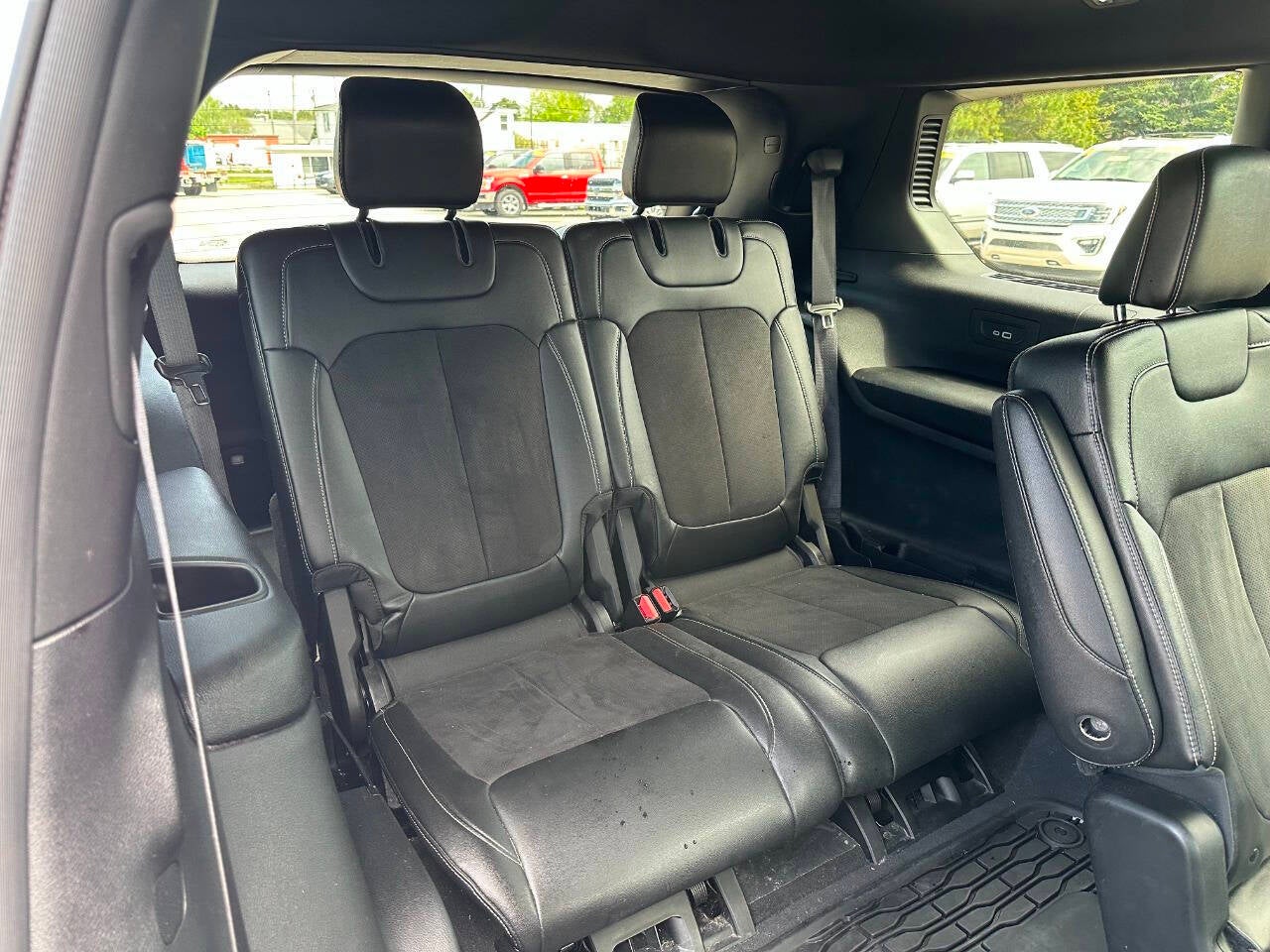 2023 Jeep Grand Cherokee L Altitude 4x4 4dr SUV