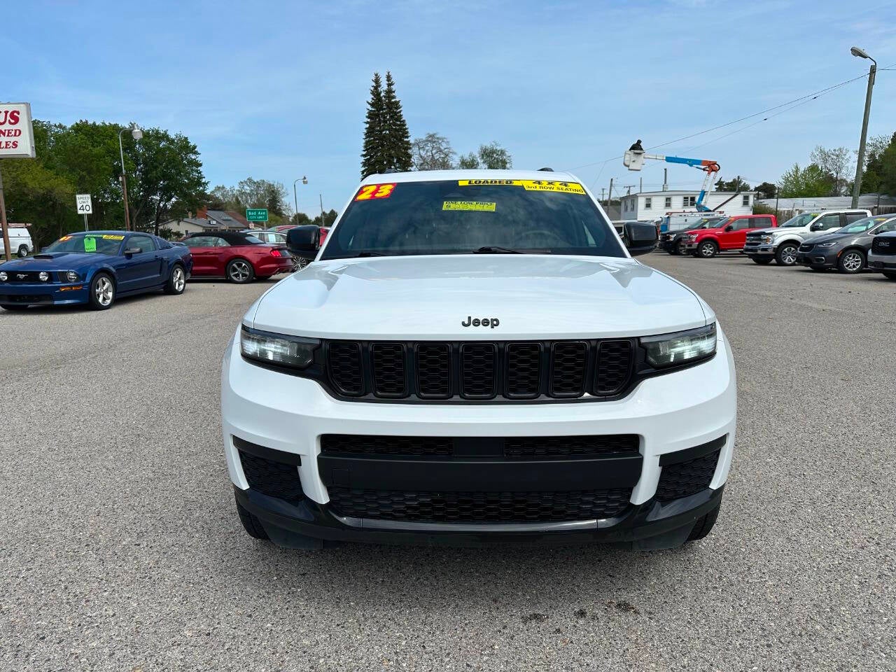 2023 Jeep Grand Cherokee L Altitude 4x4 4dr SUV