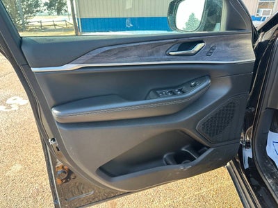 2024 Jeep Grand Cherokee L Limited 4x4 4dr SUV