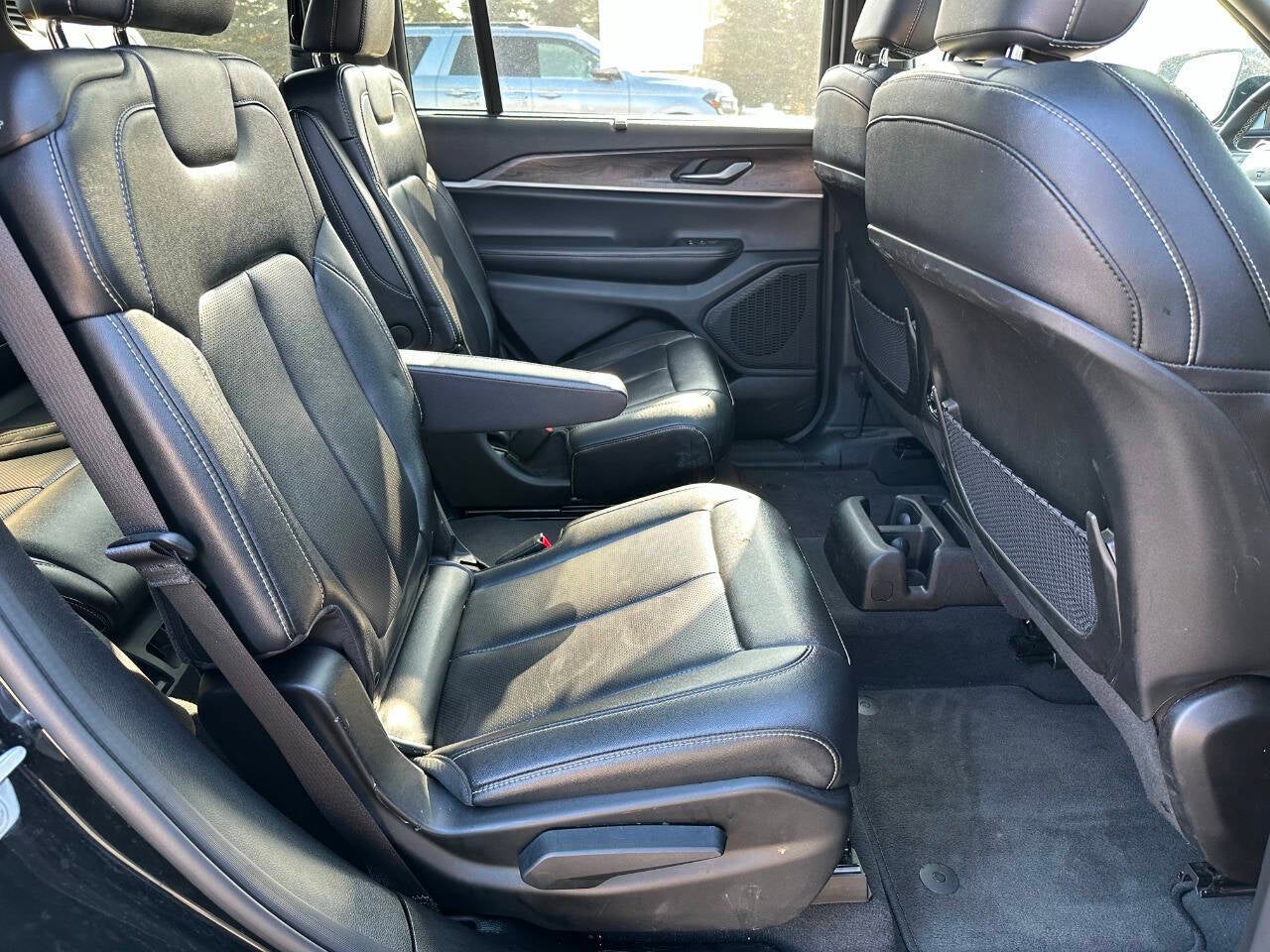 2024 Jeep Grand Cherokee L Limited 4x4 4dr SUV