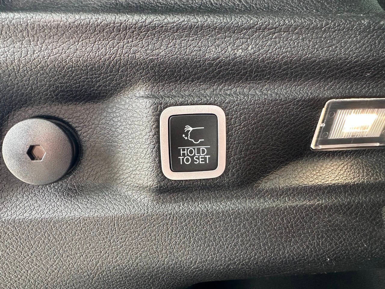 2024 Jeep Grand Cherokee L Limited 4x4 4dr SUV