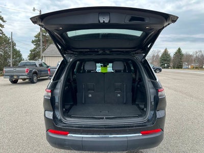 2024 Jeep Grand Cherokee L Limited 4x4 4dr SUV