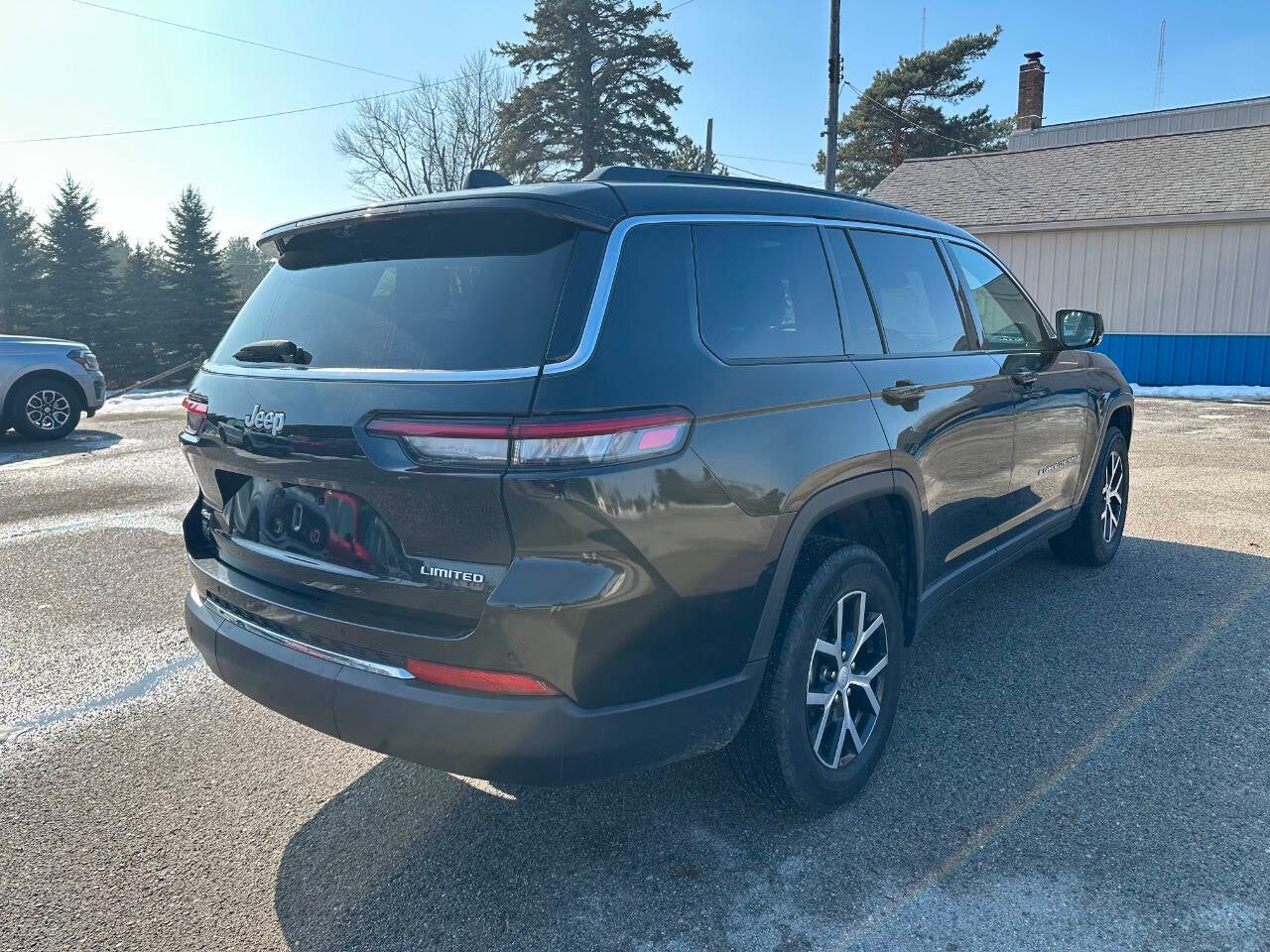 2024 Jeep Grand Cherokee L Limited 4x4 4dr SUV