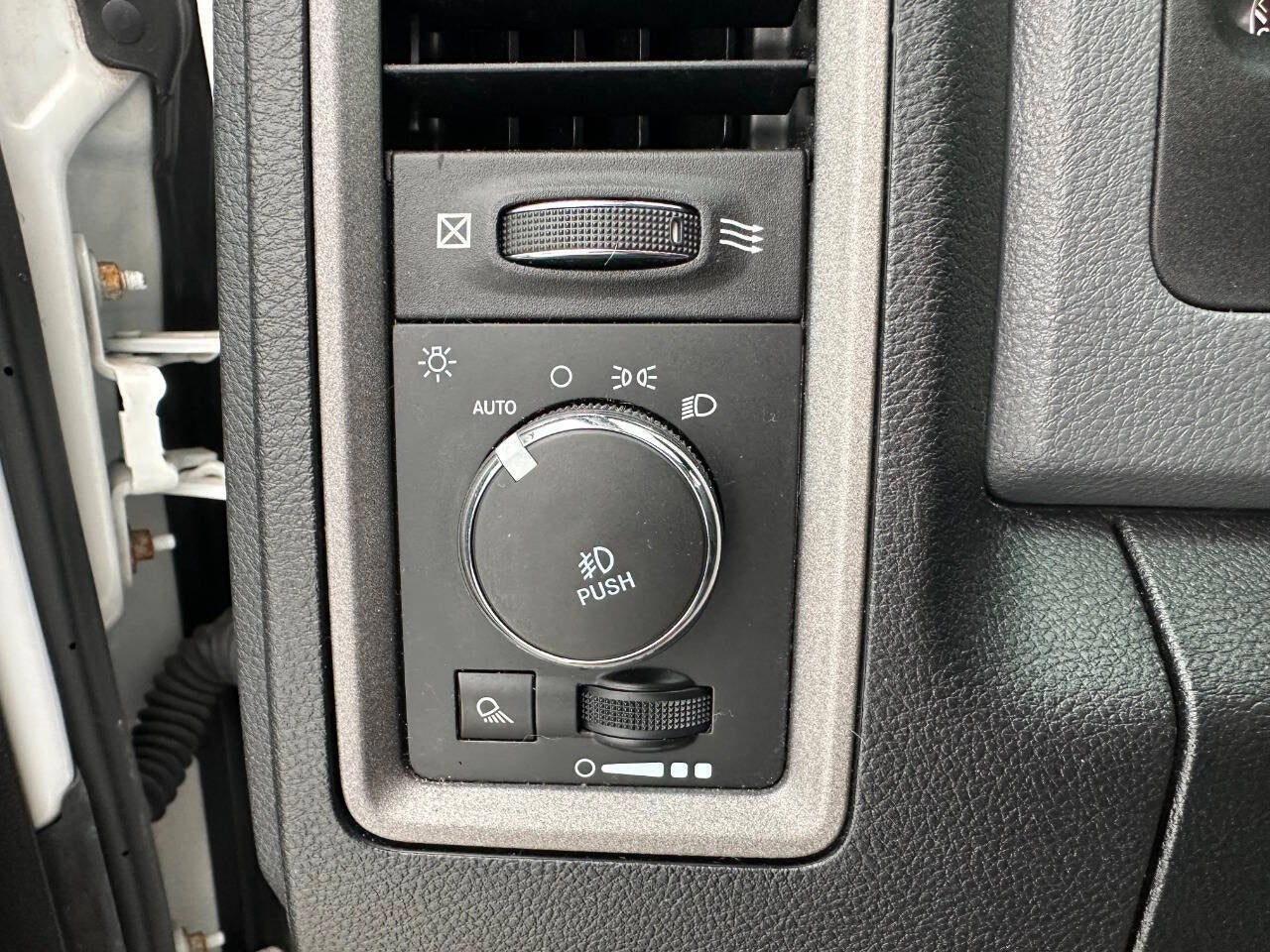 2018 RAM 1500 Express 4x4 4dr Quad Cab 6.3 ft. SB Pickup