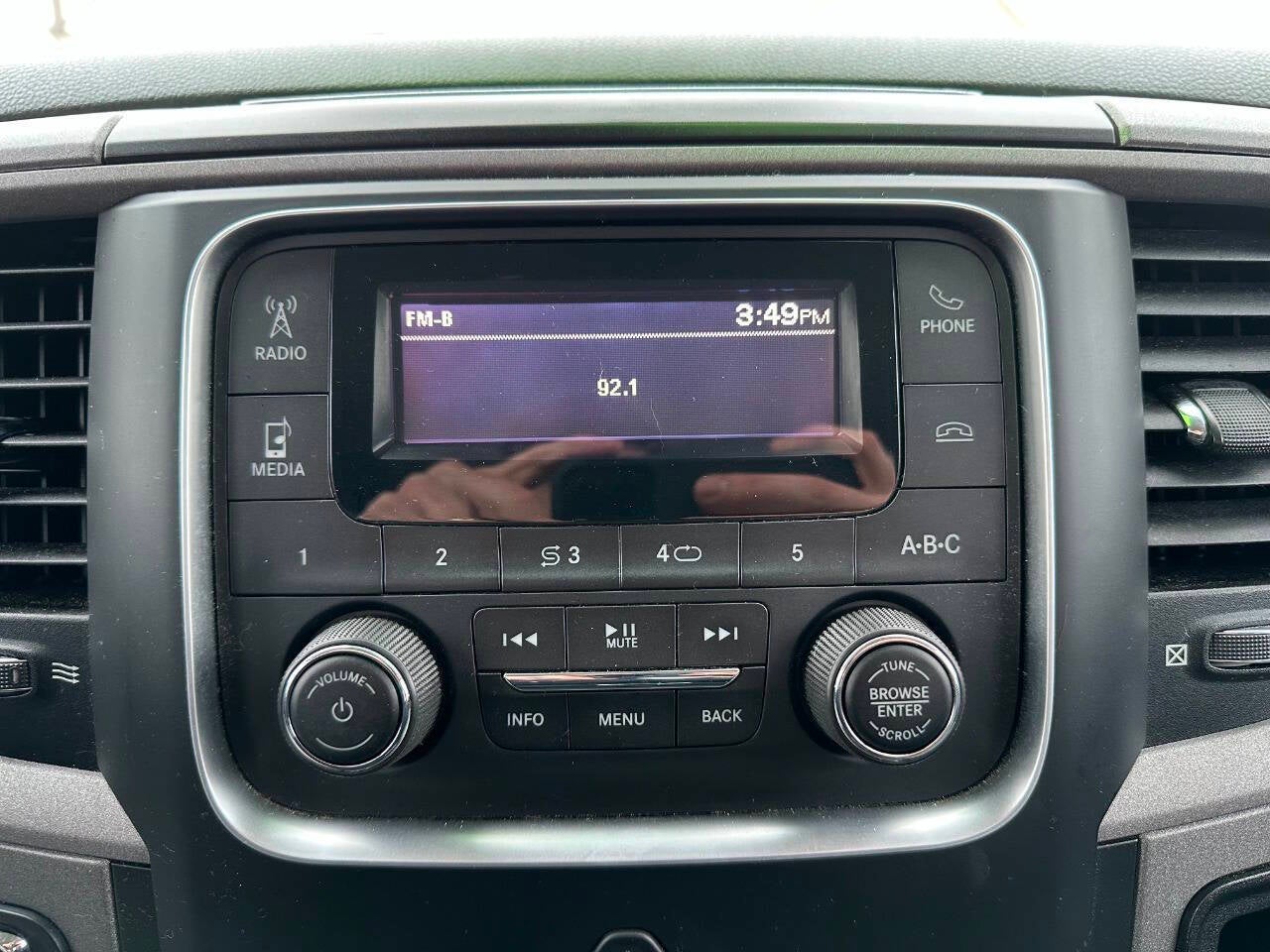 2018 RAM 1500 Express 4x4 4dr Quad Cab 6.3 ft. SB Pickup