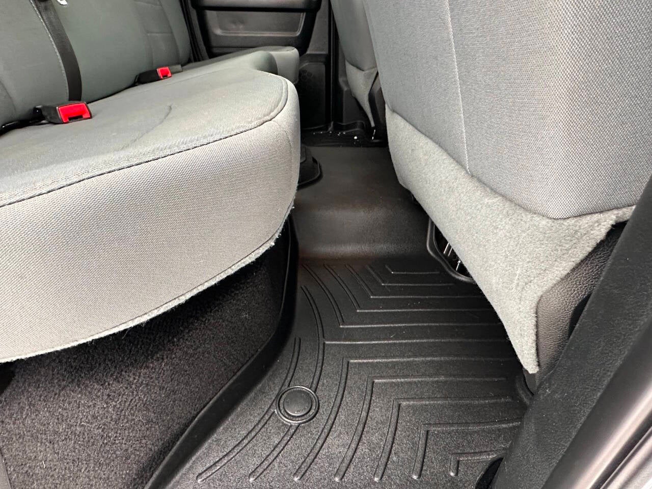 2018 RAM 1500 Express 4x4 4dr Quad Cab 6.3 ft. SB Pickup