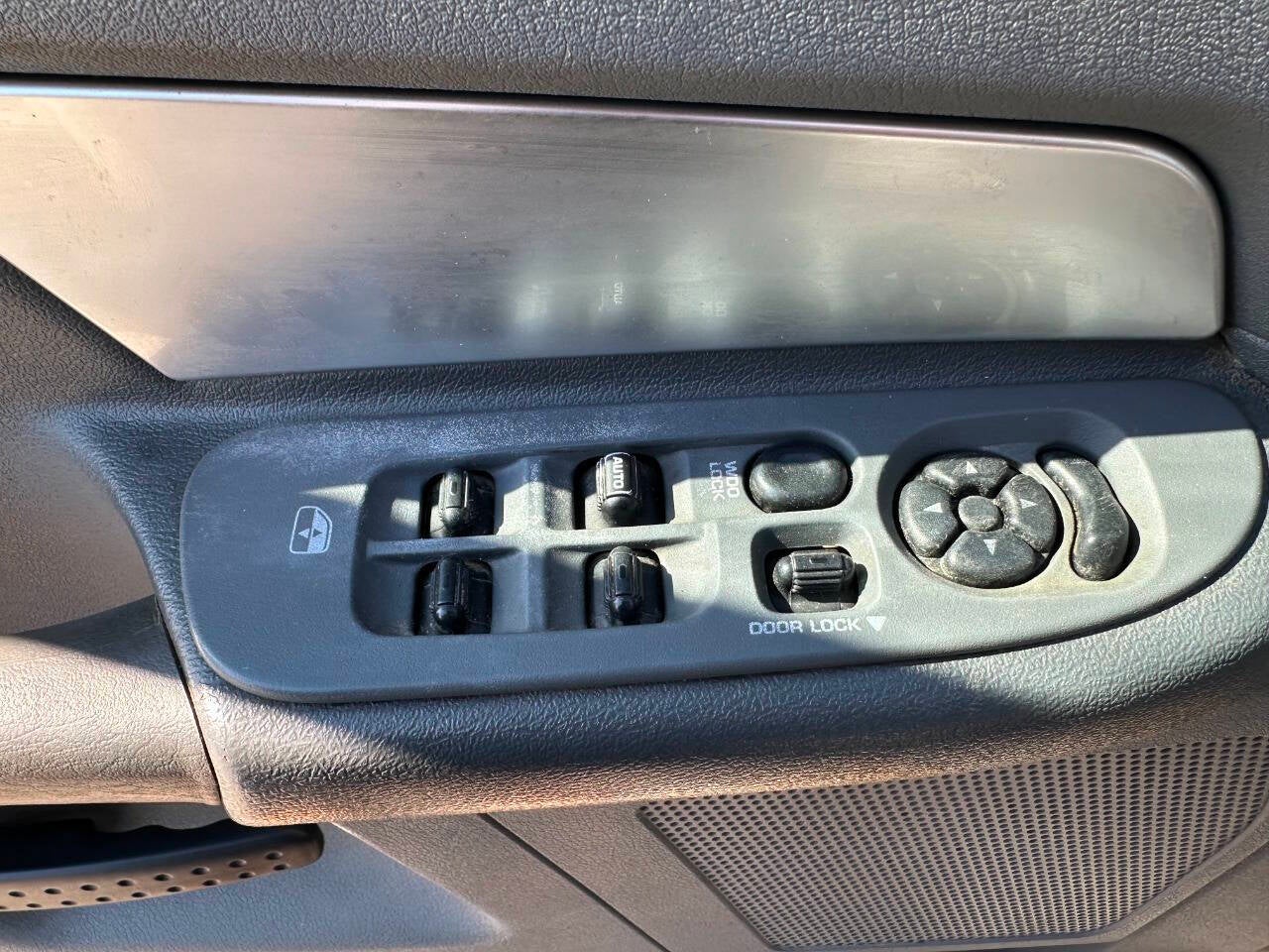 2008 Dodge Ram 1500 SLT 4dr Quad Cab 4WD SB