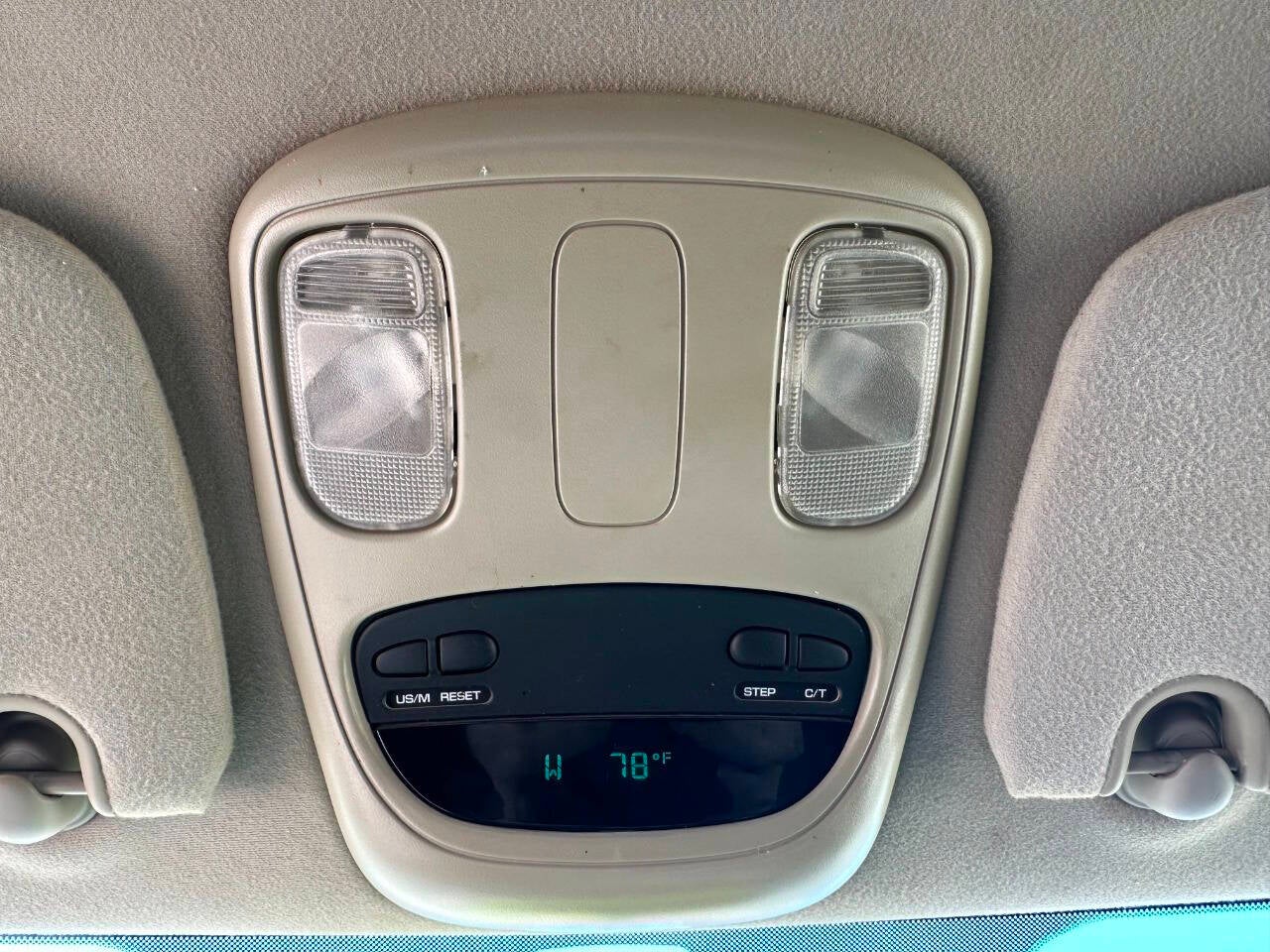 2008 Dodge Ram 1500 SLT 4dr Quad Cab 4WD SB