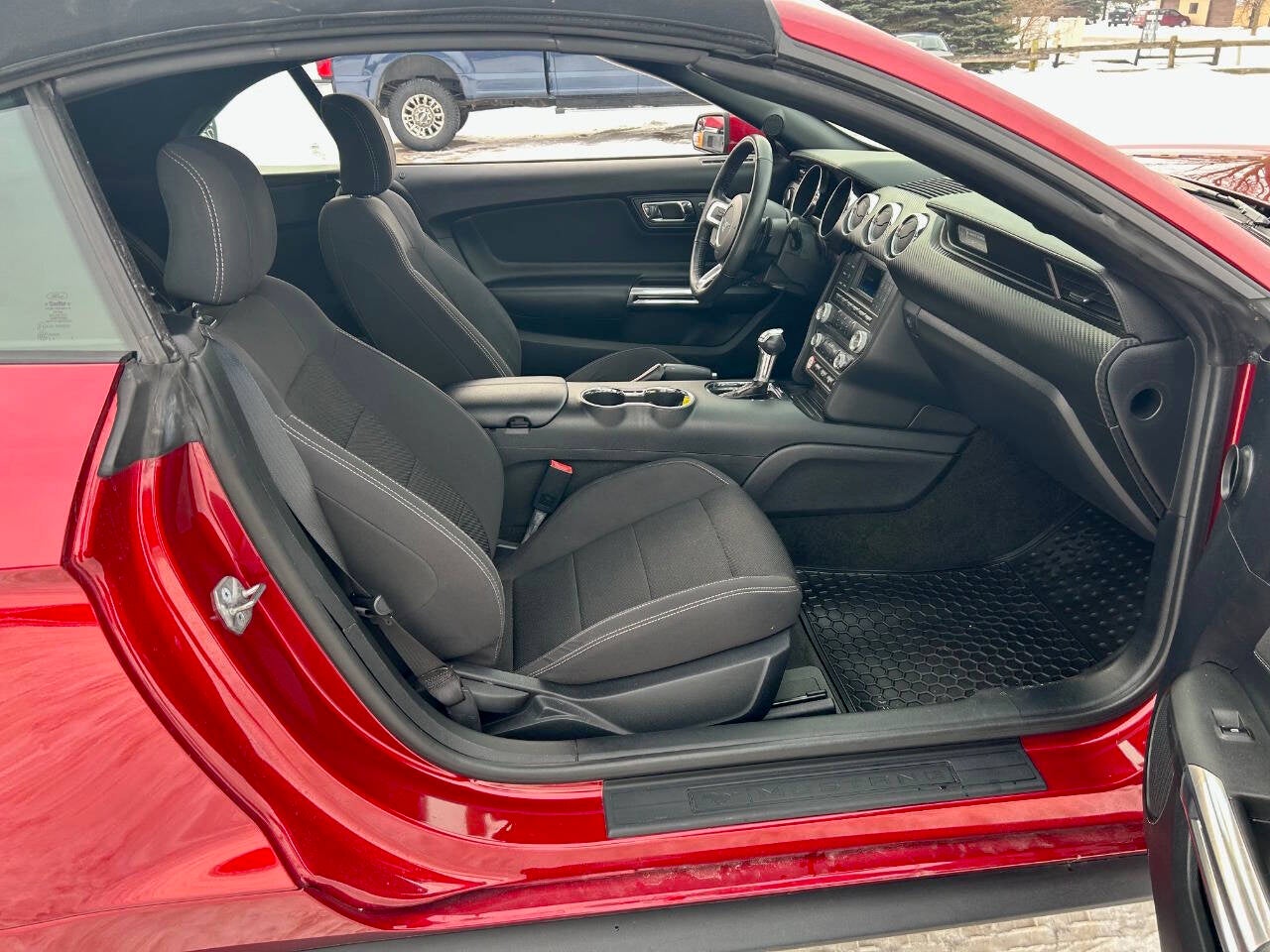 2016 Ford Mustang V6 2dr Convertible