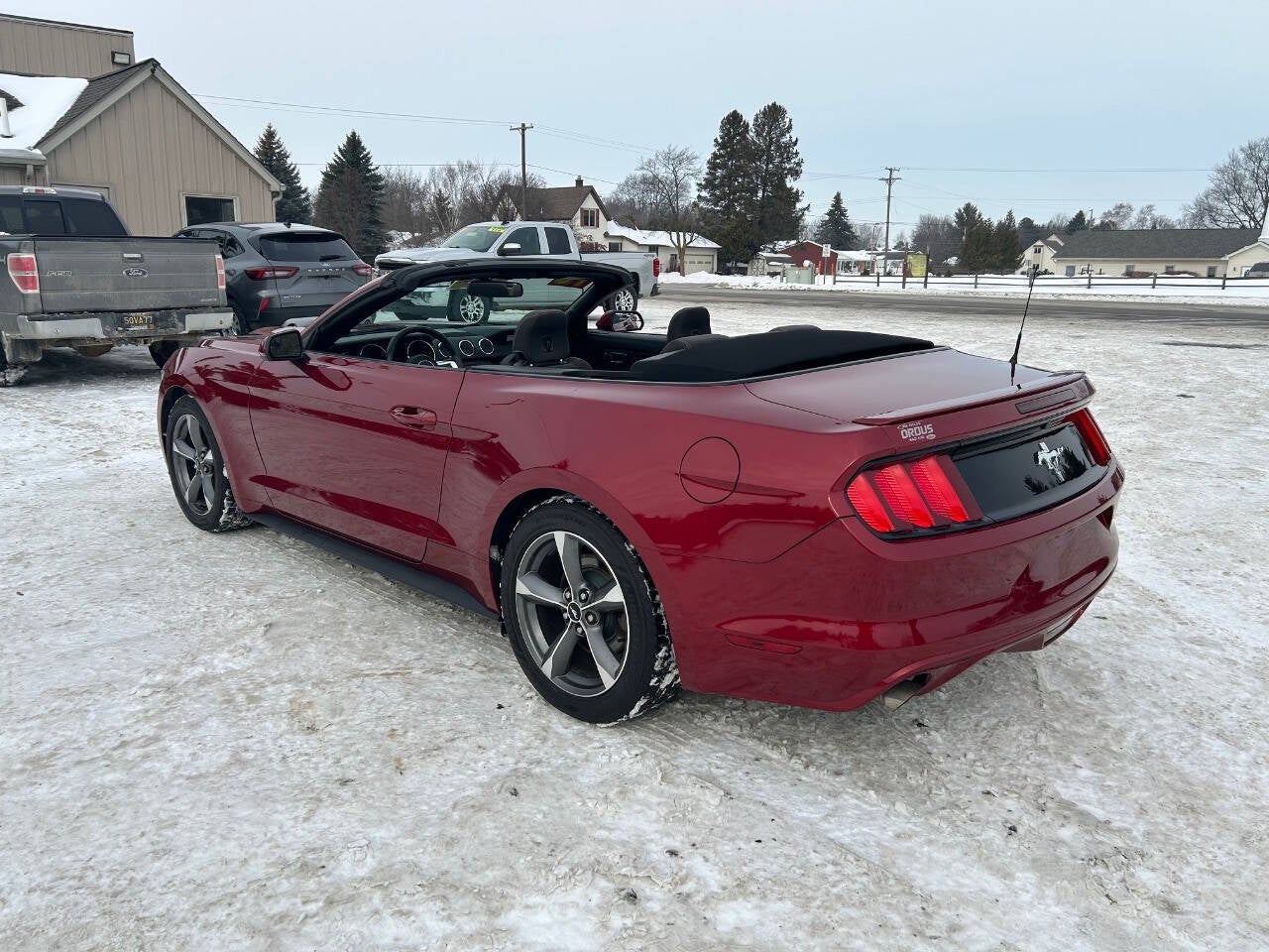 2016 Ford Mustang V6 2dr Convertible