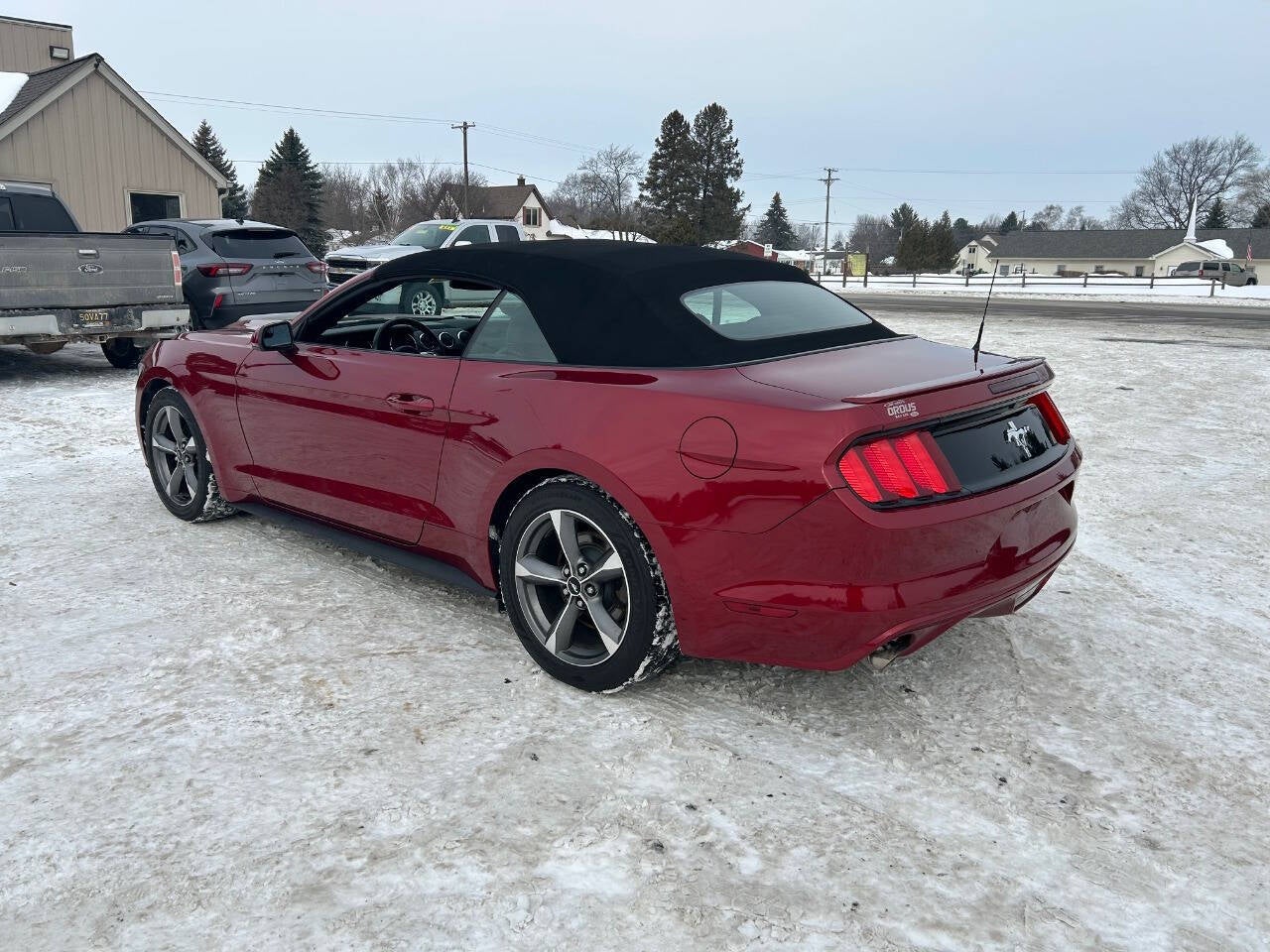 2016 Ford Mustang V6 2dr Convertible