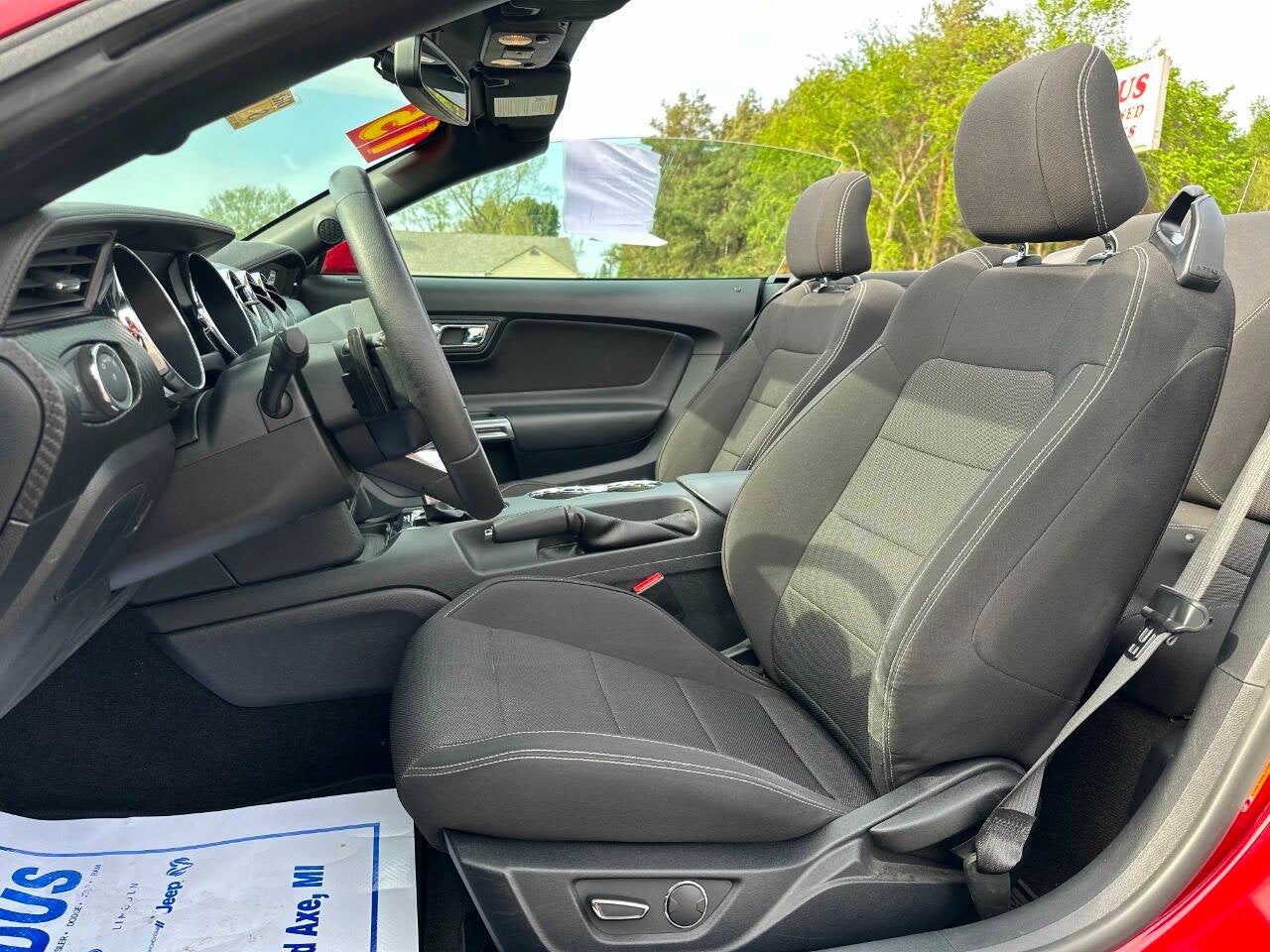 2015 Ford Mustang V6 2dr Convertible
